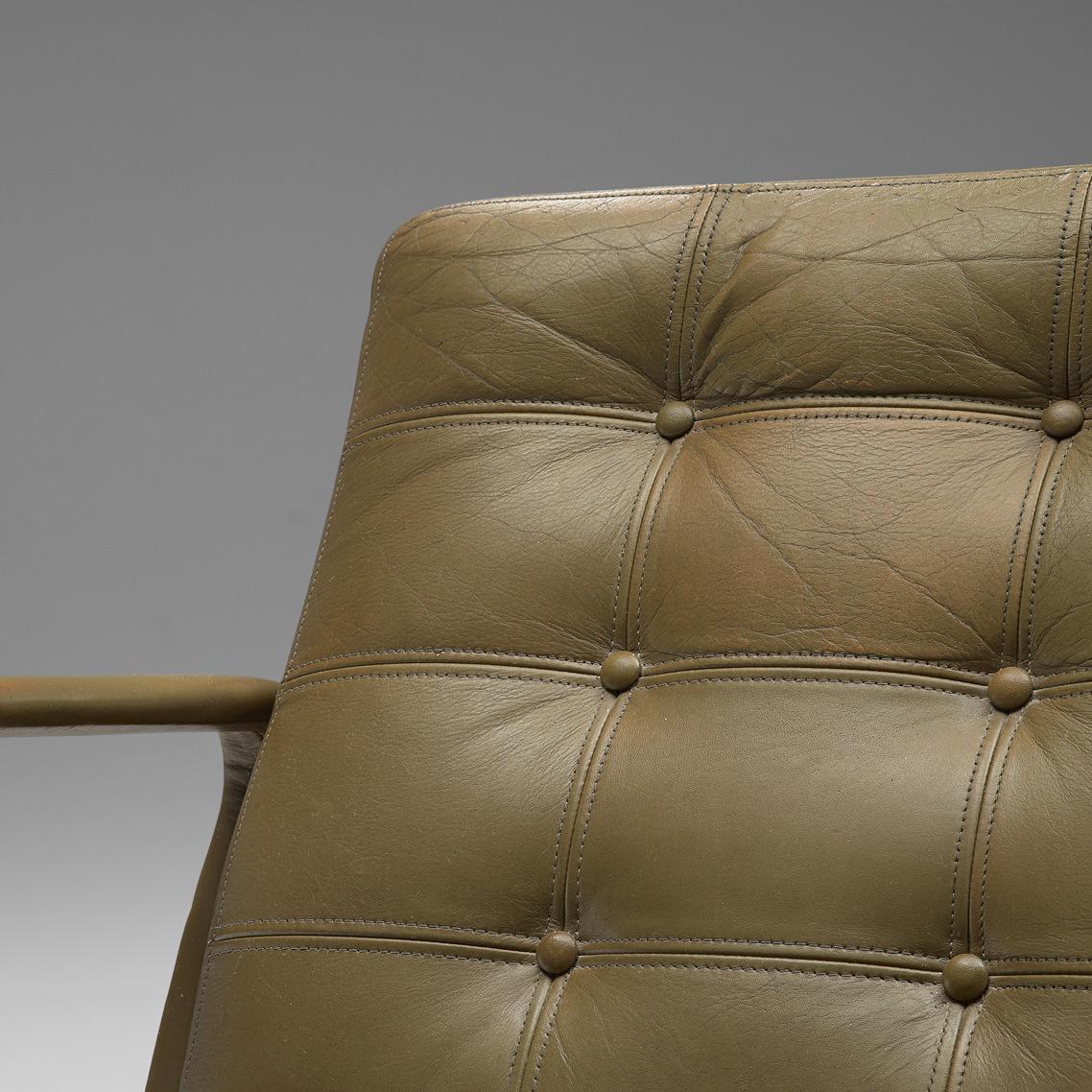 Mid-20th Century Ole Gjerløv-Knudsen & Torben Lind Lounge Chair in Olive Green Leather Metal