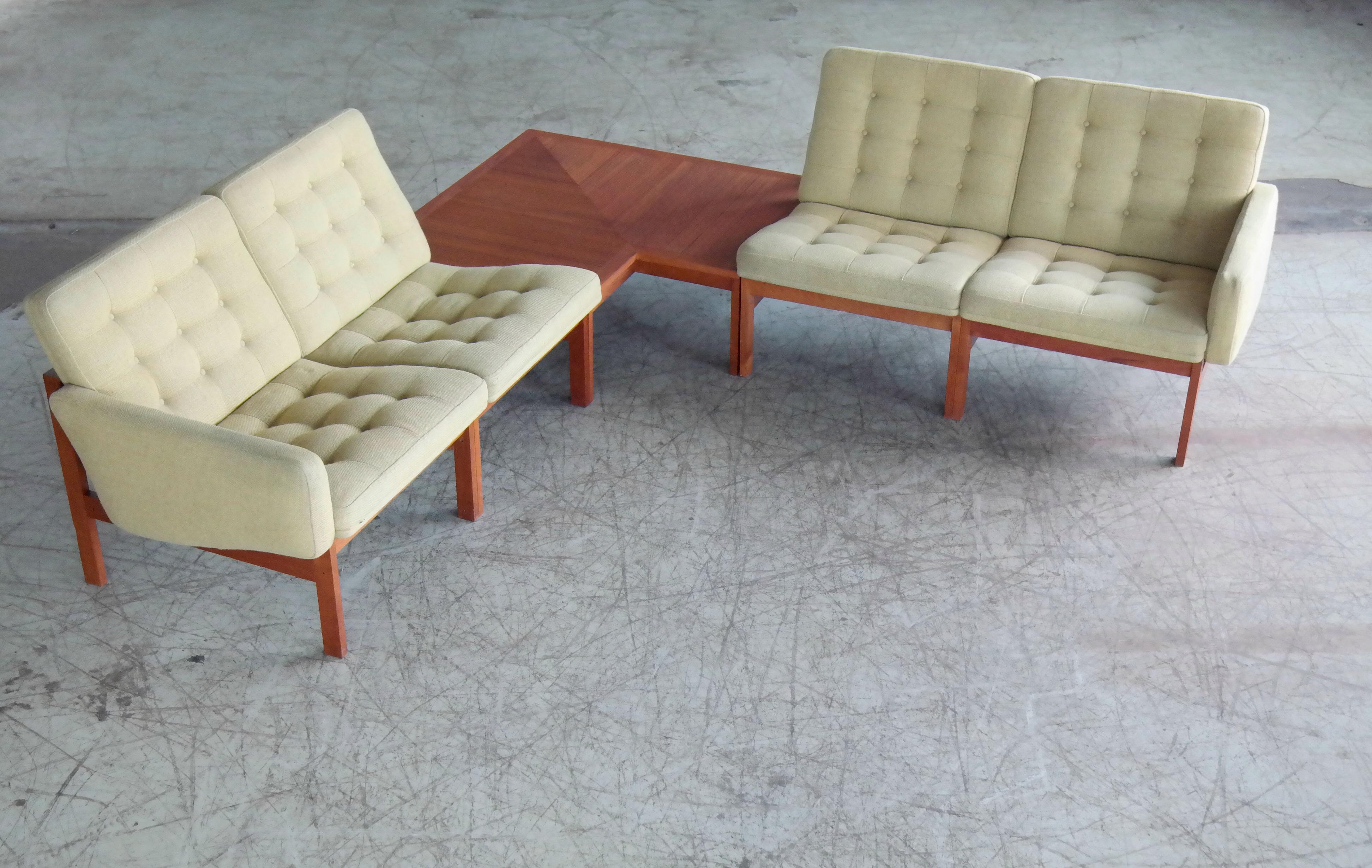 Beautiful and very stylish corner seating unit designed in the 1960s by Ole Gjerløv-Knudsen & Torben Lind for France & Son of Denmark. The seats are configured as modules and can be put together in various configurations. The frames are made from