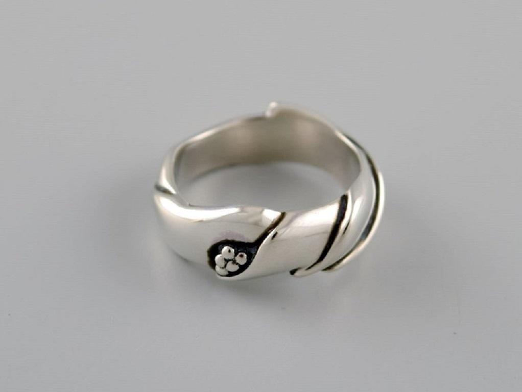 Ole Kortzau for Georg Jensen. Ring in sterling silver. Model 240. Late 20th Century.
Width: 8 mm.
Diameter: 16 mm.
US size: 5.5.
In excellent condition.
Stamped.
In most cases, we can change the size for a fee (50 USD) per ring.