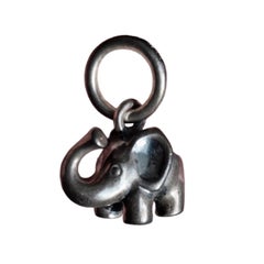 OLE LYNGGAARD Elephant pendant