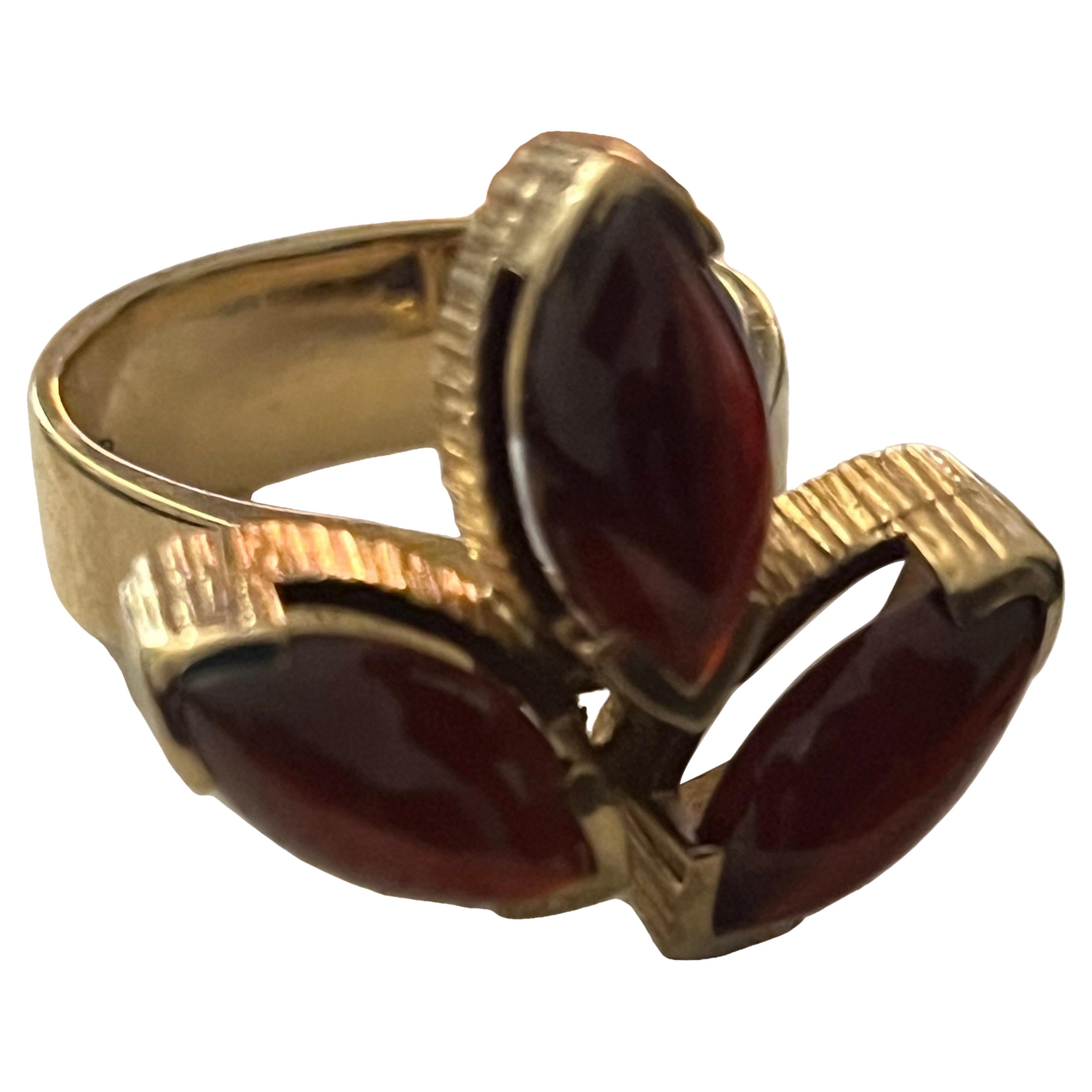 Ole Lynggaard anello con granato in oro 14k in vendita