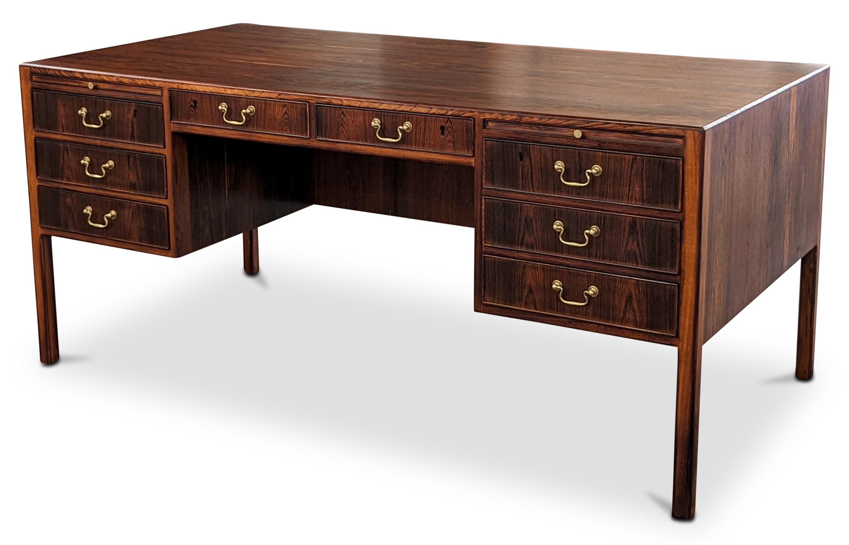Ole Wancher Rosewood Desk - 0823177 Vintage Danish Mid Century In Good Condition For Sale In Jersey City, NJ