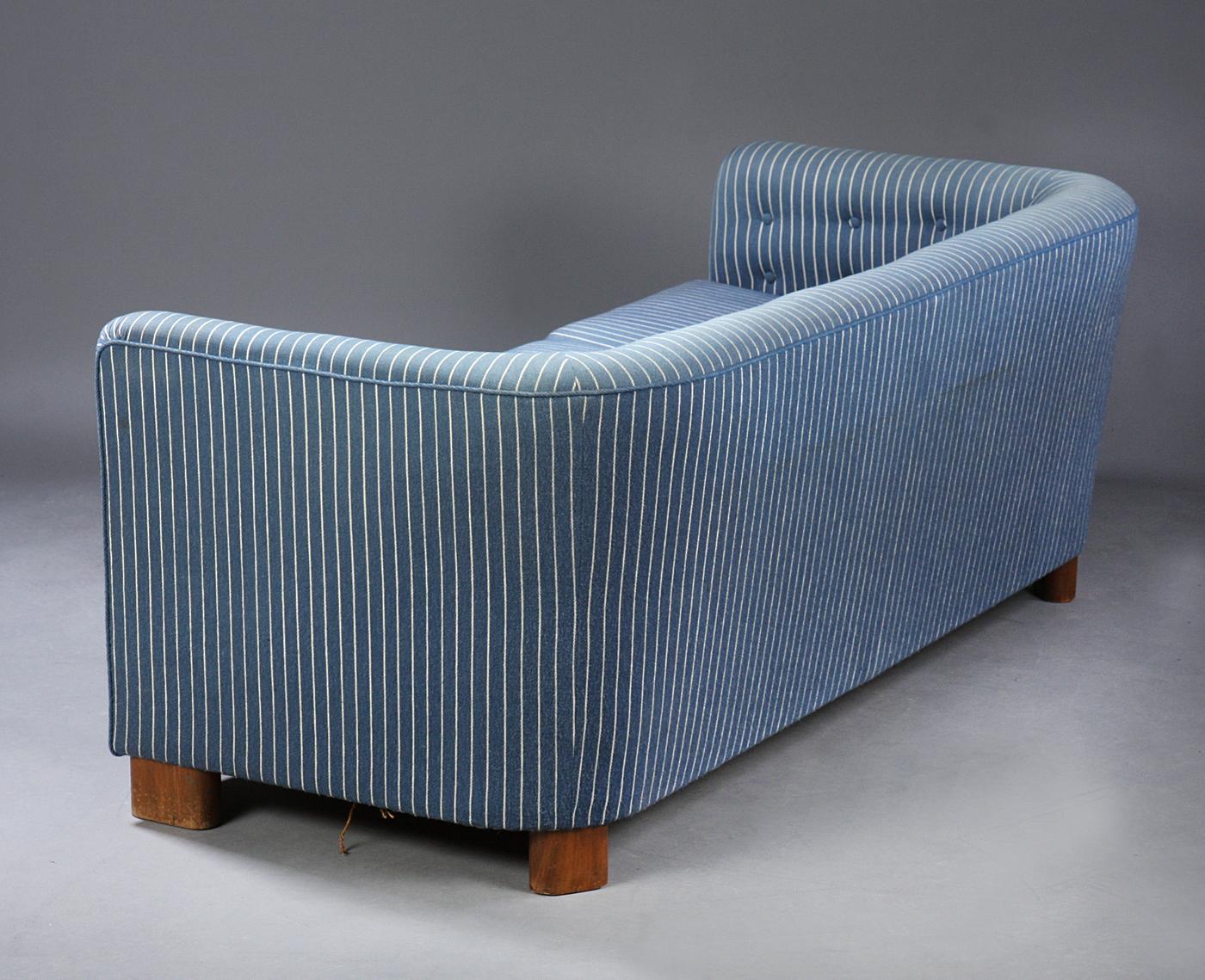 Danish Ole Wanscher 1940 Sofa Model 1668 from Fritz Hansen For Sale