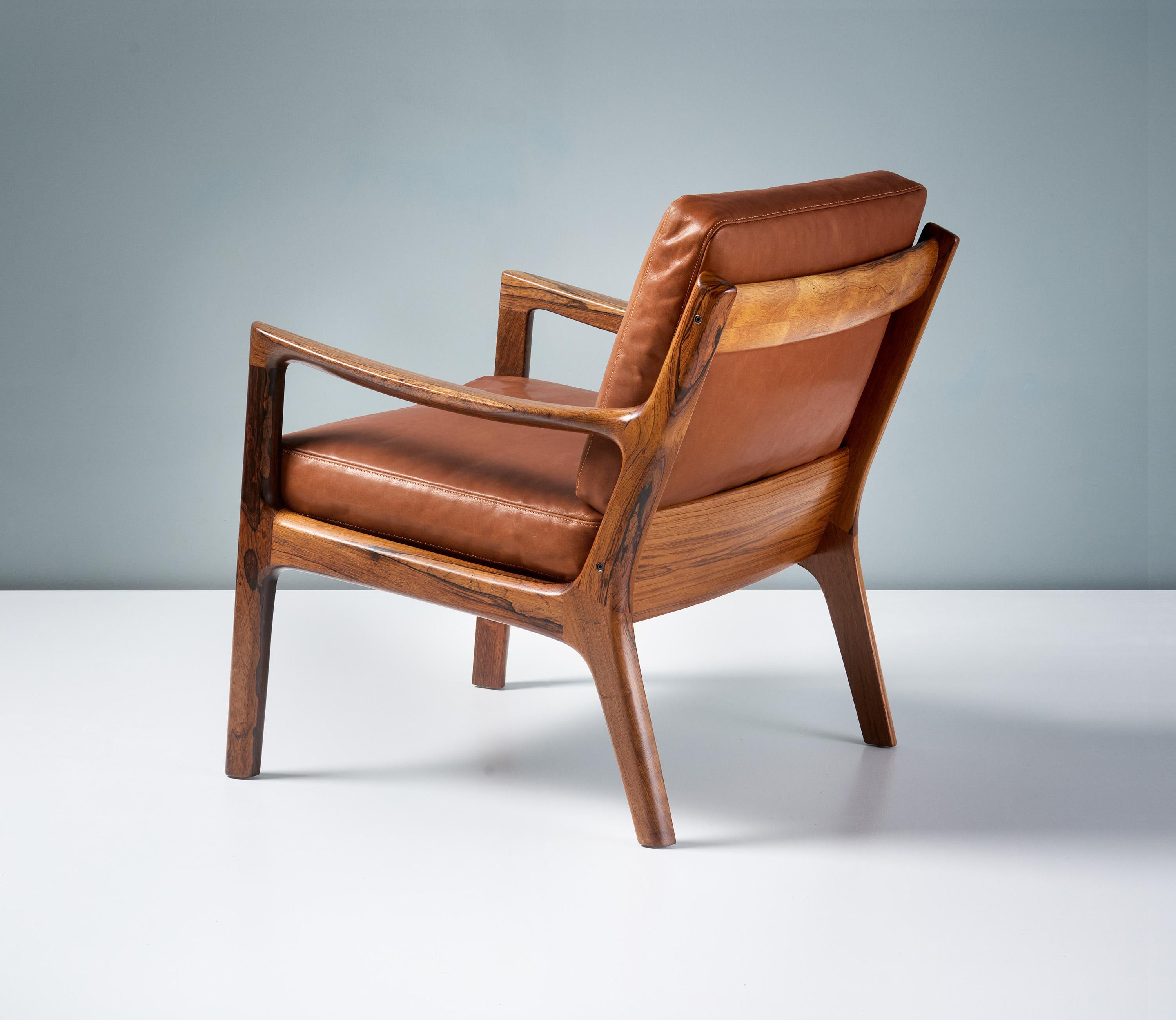 Scandinavian Modern Ole Wanscher 1960s Rosewood Senator Lounge Chair with Leather Cushions For Sale