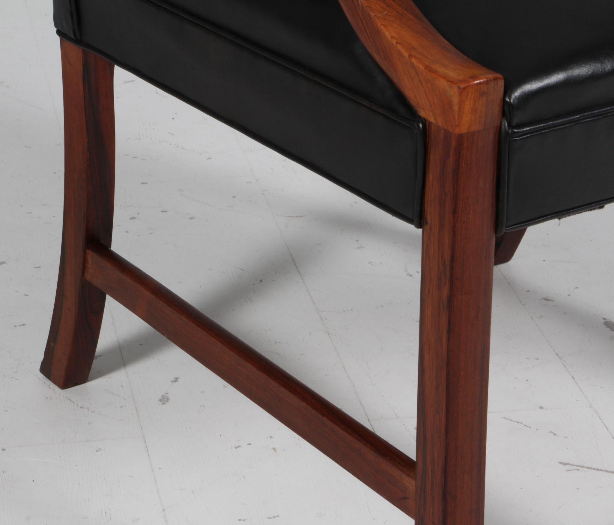 Ole Wanscher armchair of black leather, Denmark 1950s In Good Condition For Sale In Esbjerg, DK