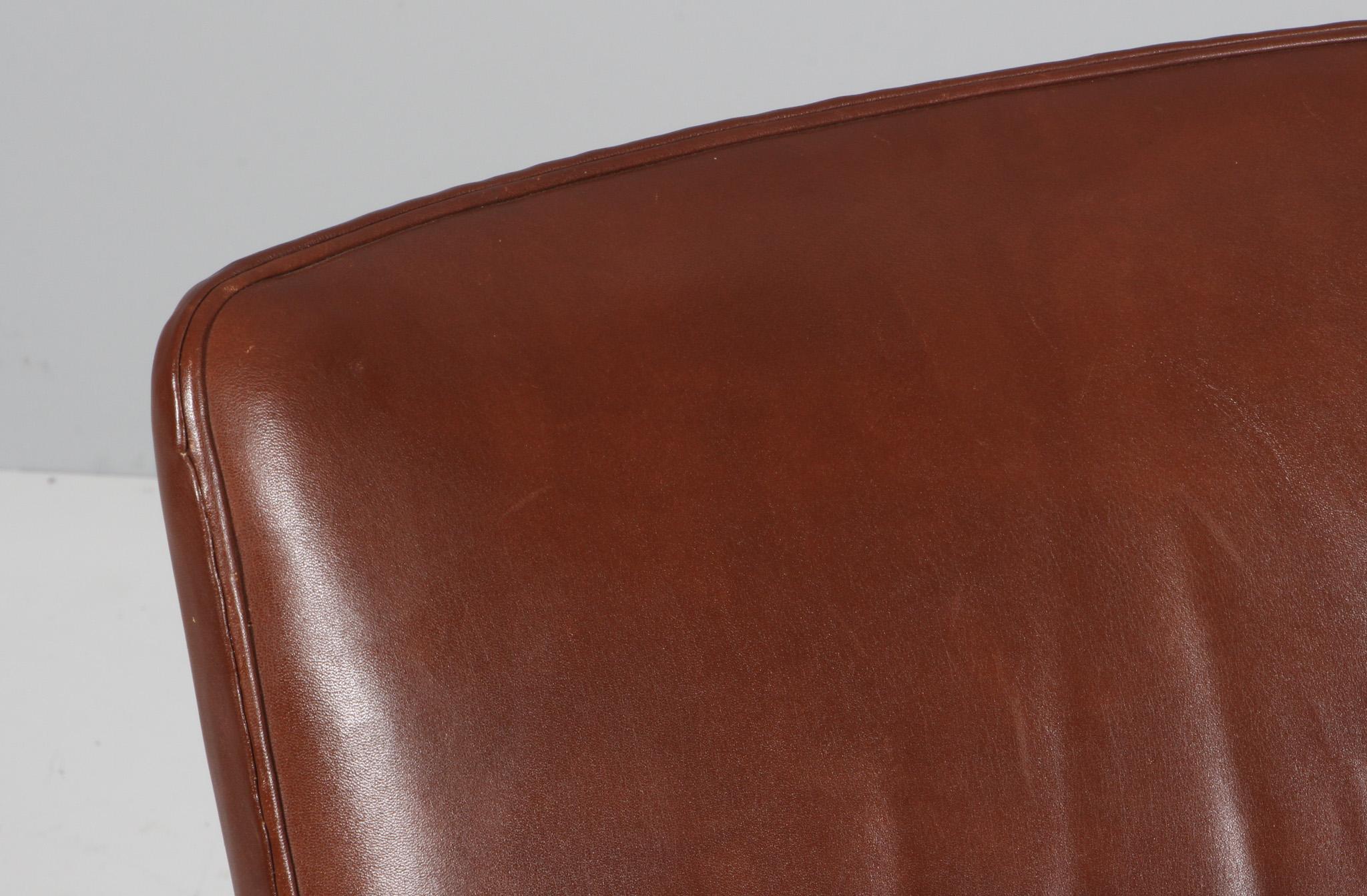 Sillón Ole Wanscher de cuero marrón, Dinamarca Años 50 Escandinavo moderno en venta