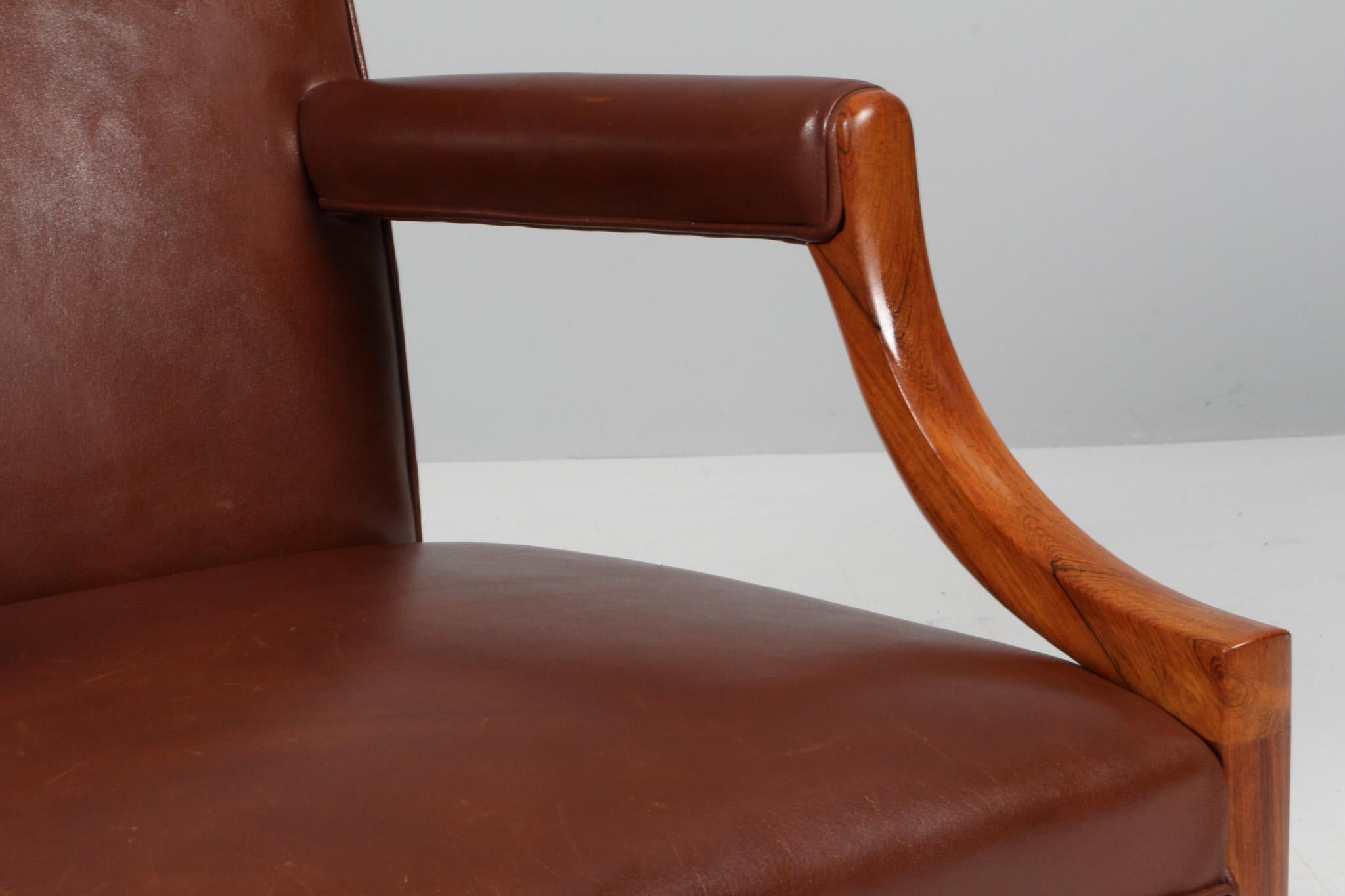 Sillón Ole Wanscher de cuero marrón, Dinamarca Años 50 Danés en venta