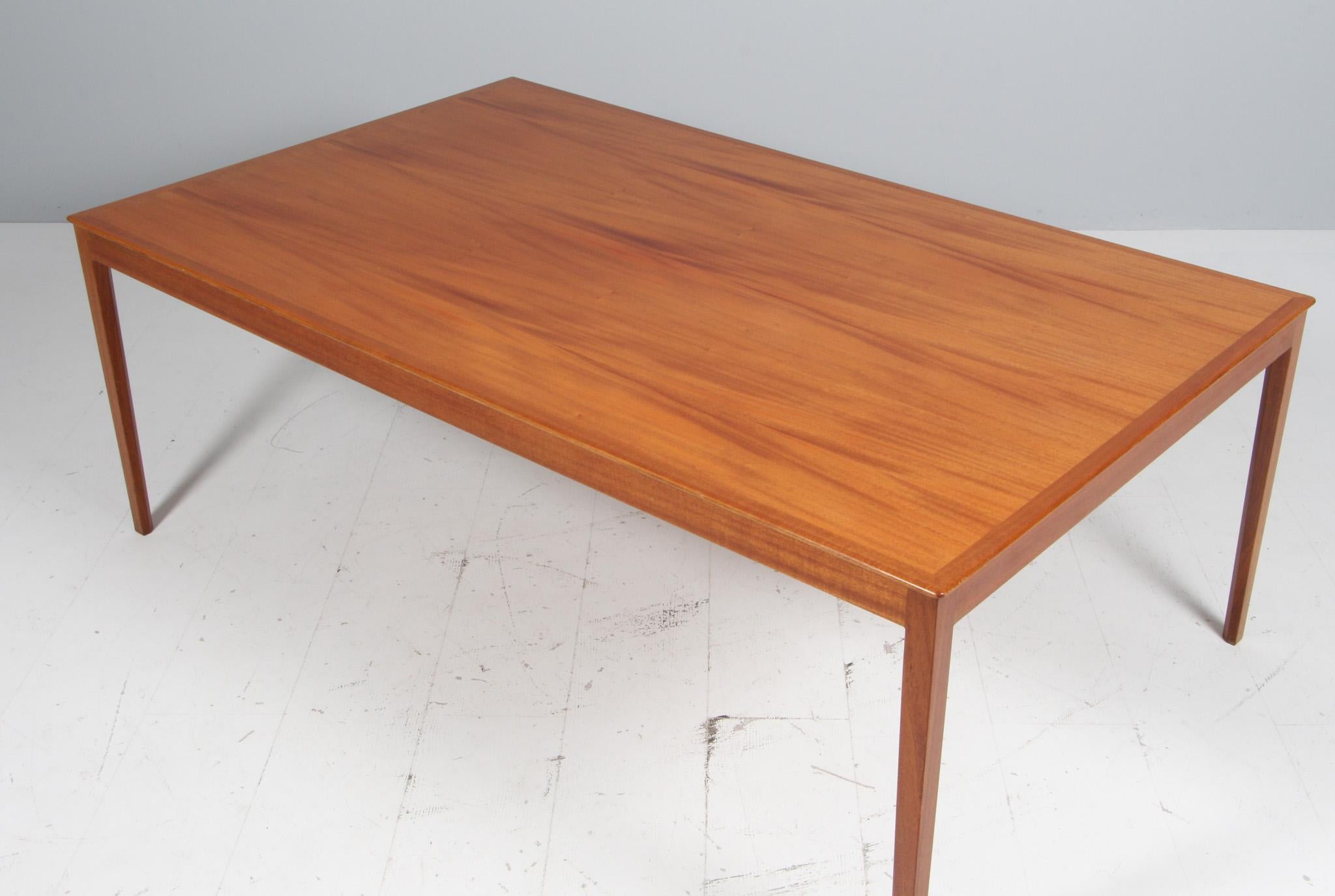 Ole Wanscher coffee table of mahogany.

Made by A. J. Iversen.

  