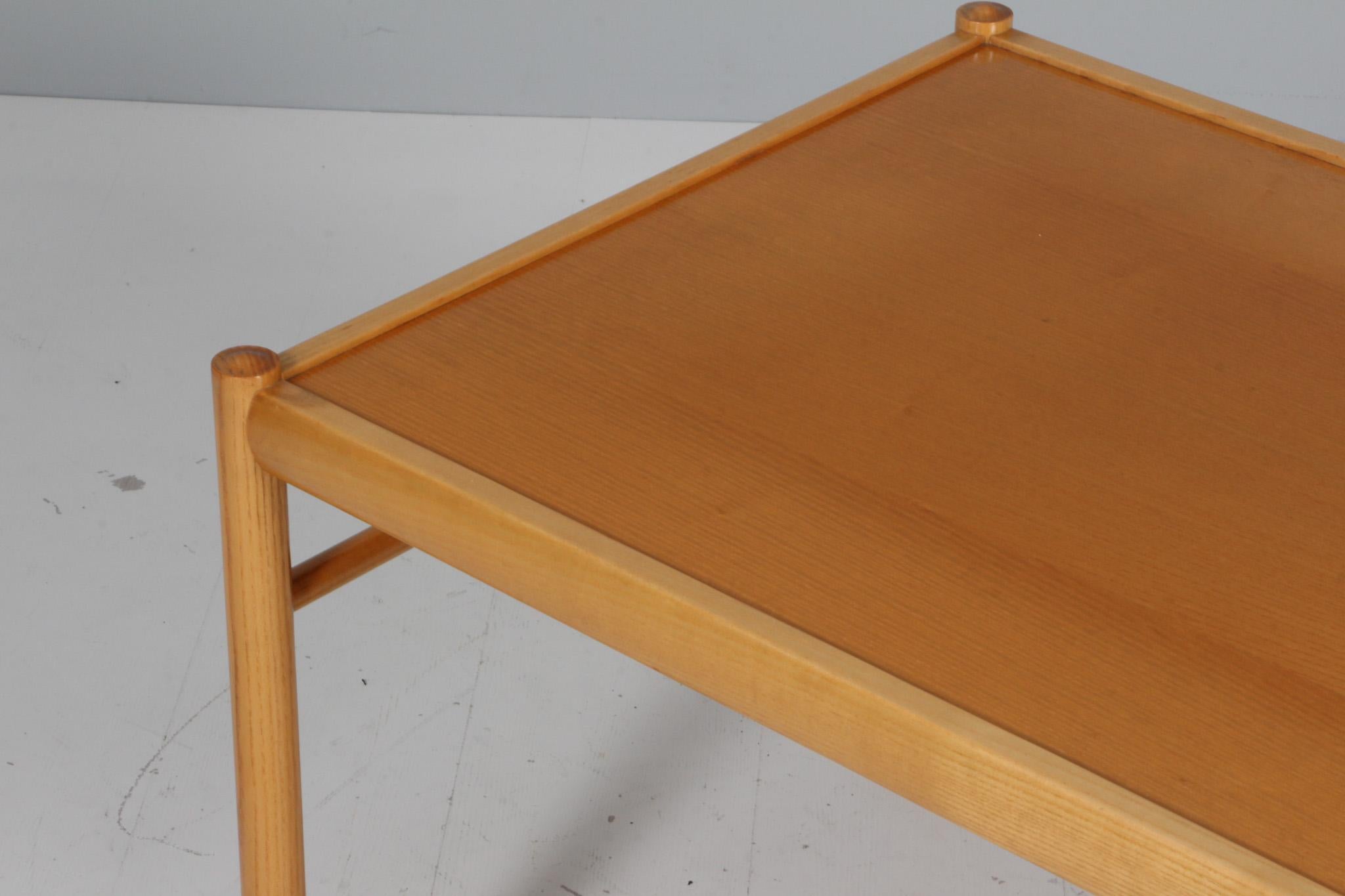 Scandinavian Modern Ole Wanscher Colonial coffee table in ash For Sale