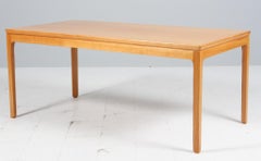 Ole Wanscher Colonial coffee table in elm