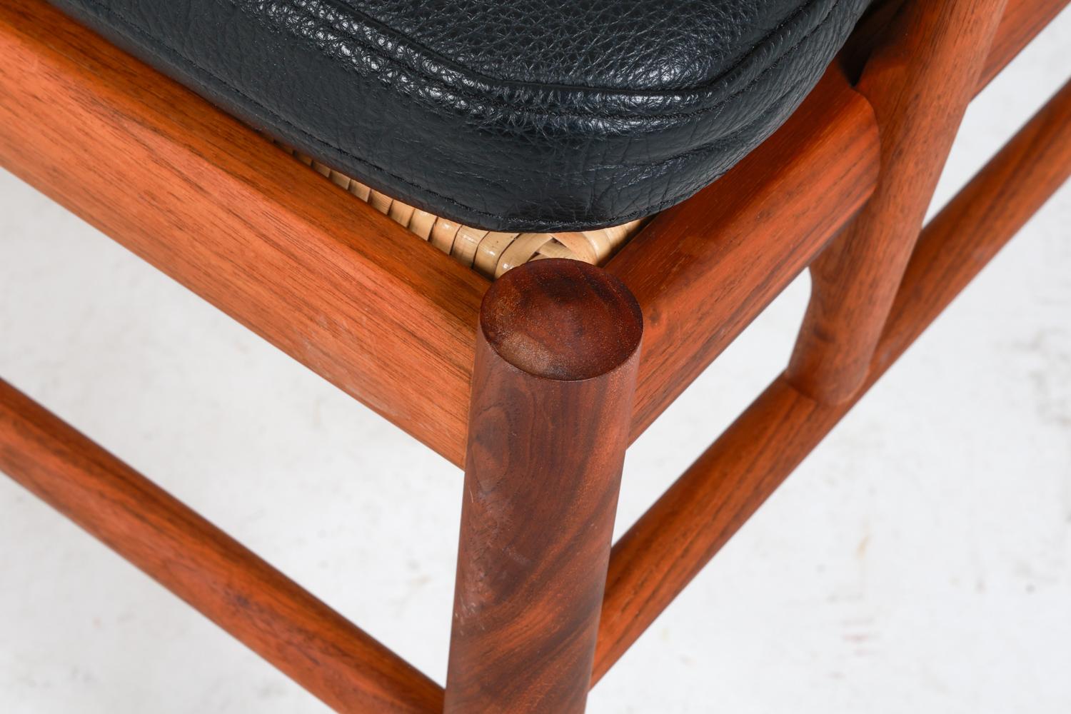 Mid-Century Modern Ole Wanscher Colonial Rosewood & Leather Lounge Chair C.1960's For Sale