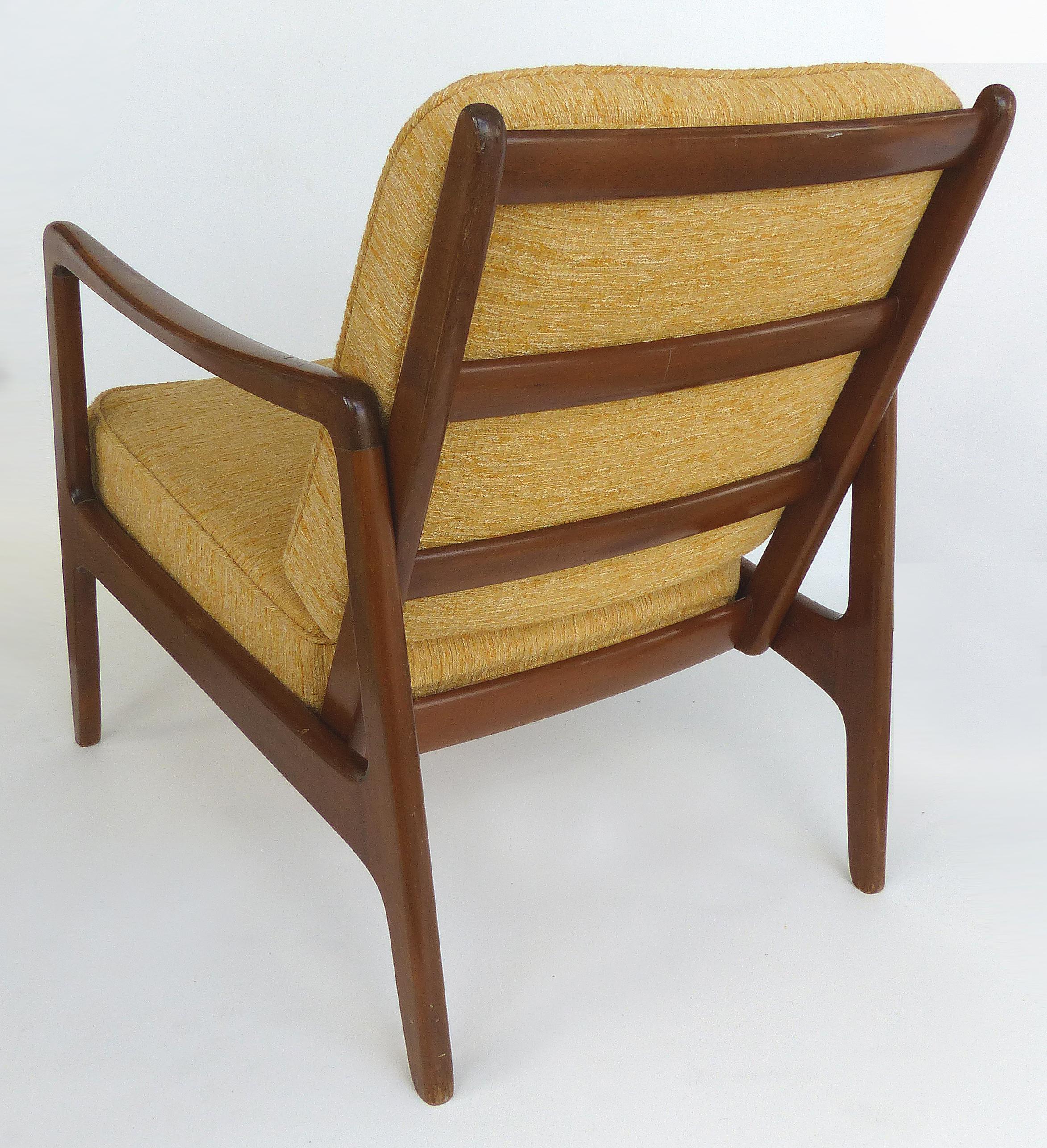 Ole Wanscher Danish Modern Armchair for John Stuart In Good Condition In Miami, FL