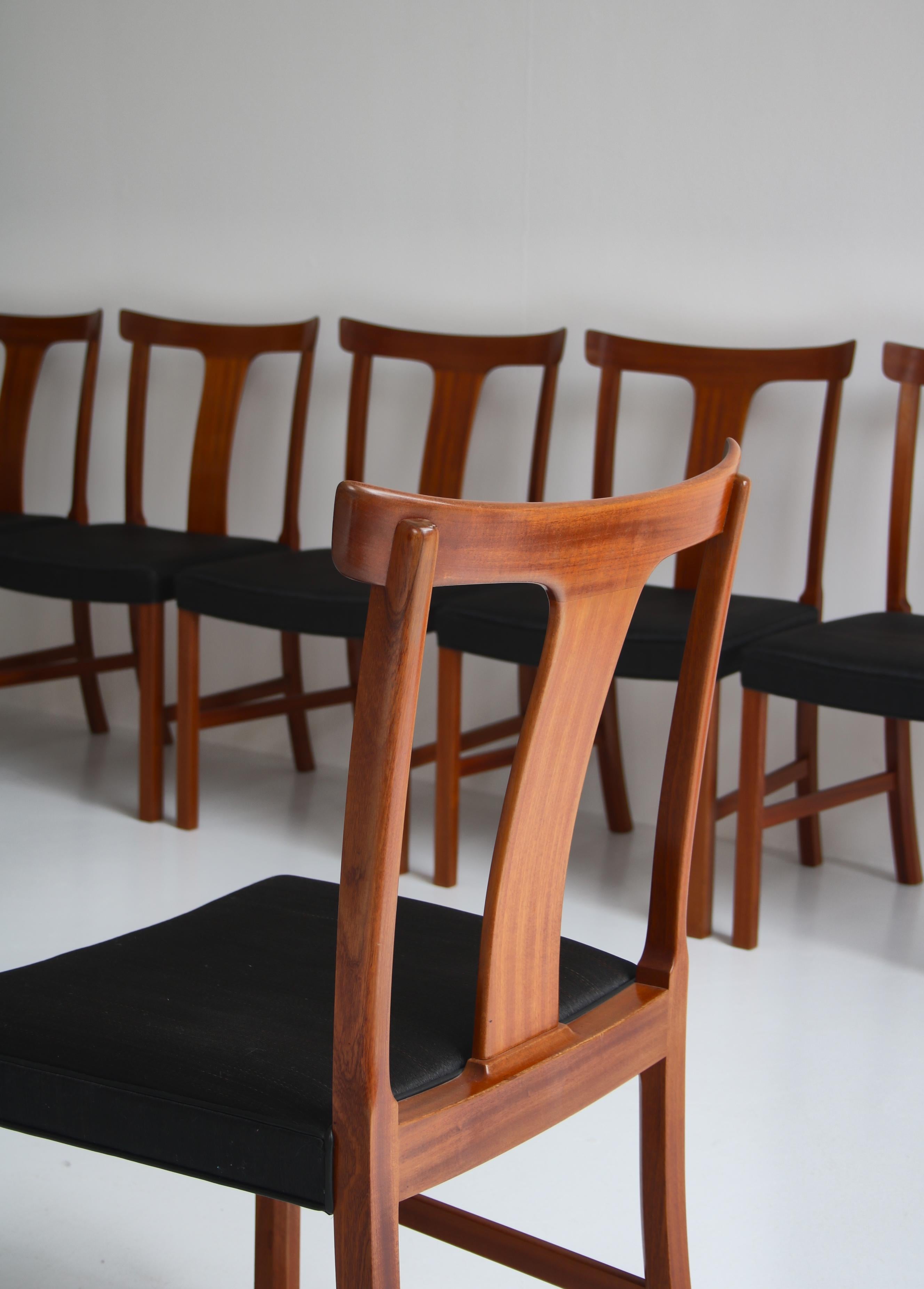 Ole Wanscher Dining Chairs in Mahogany and Horsehair Made by A.J. Iversen, 1960s For Sale 1