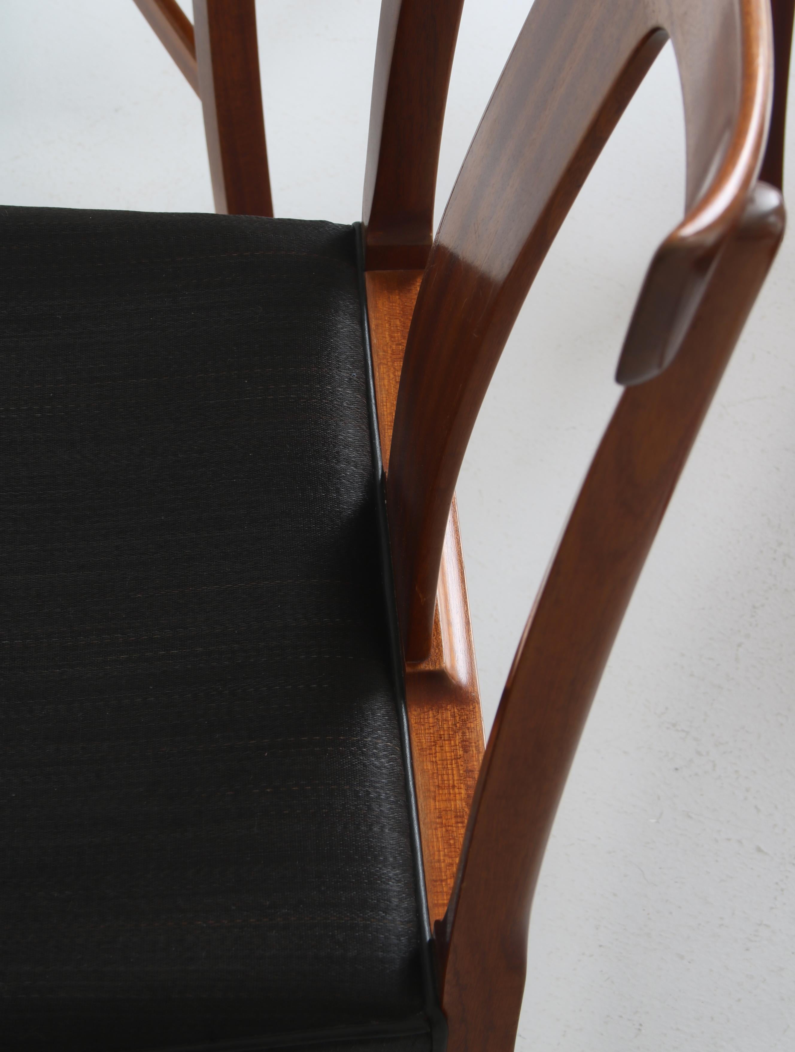 Ole Wanscher Dining Chairs in Mahogany and Horsehair Made by A.J. Iversen, 1960s For Sale 2