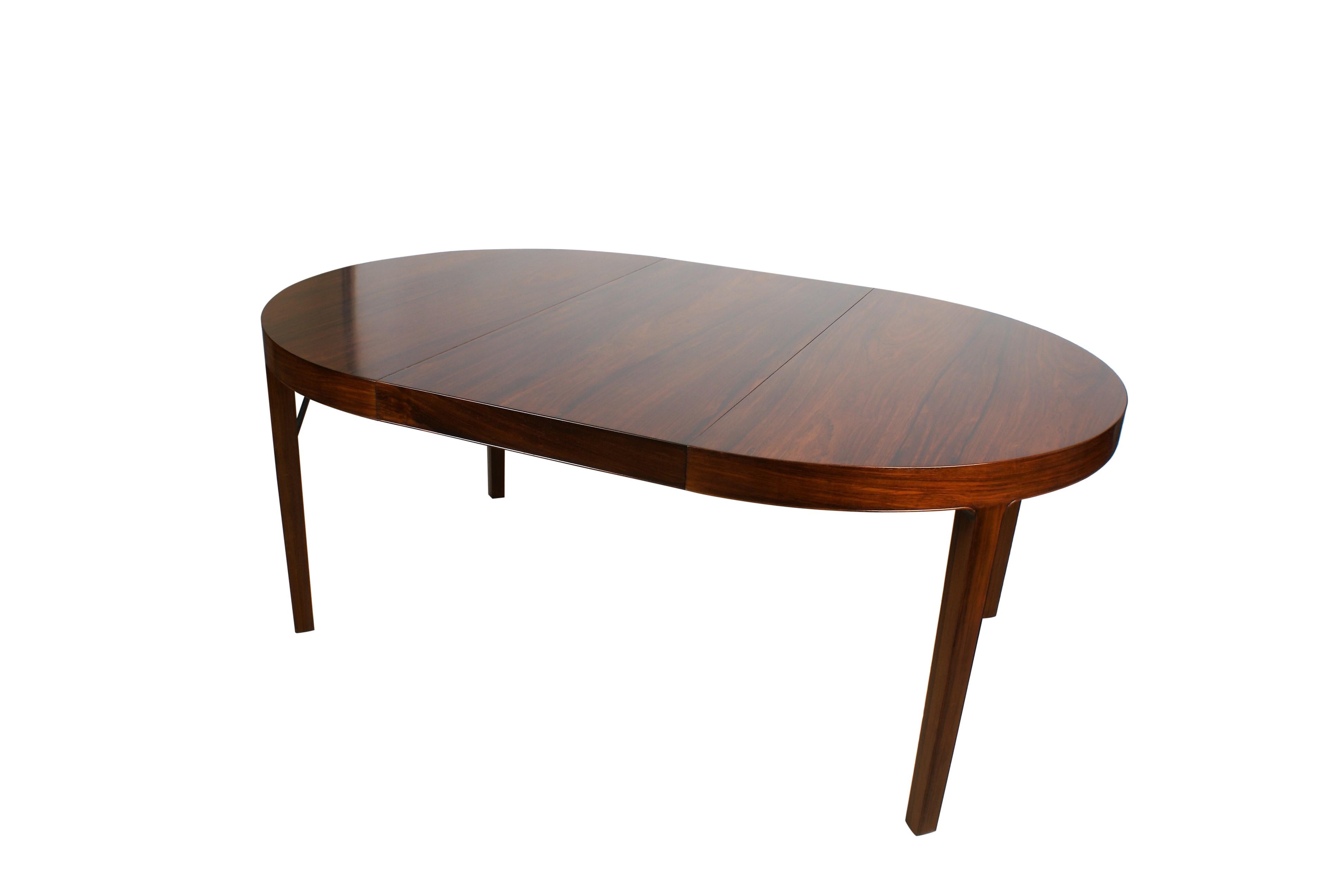 Ole Wanscher Dining Table in Rosewood by Cabinetmaker A.J. Iversen, 1942 8