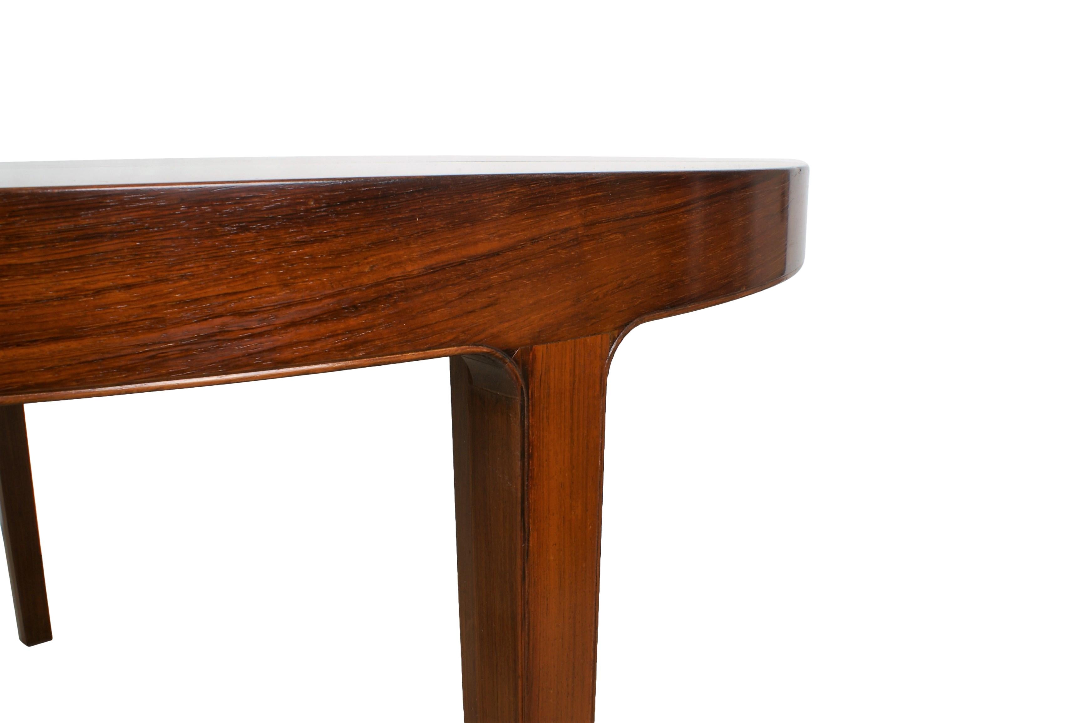 Ole Wanscher Dining Table in Rosewood by Cabinetmaker A.J. Iversen, 1942 3