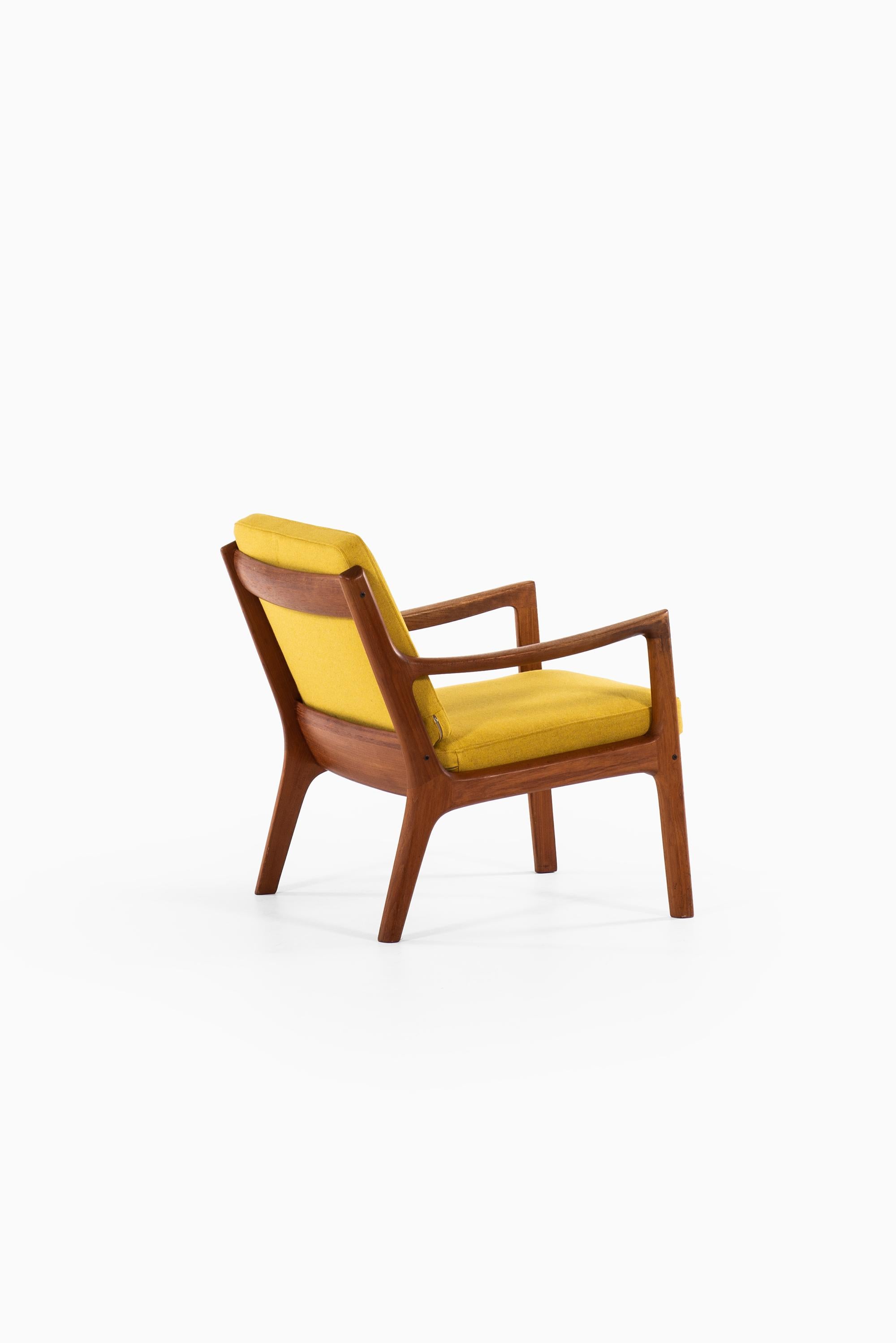 Ole Wanscher Easy Chairs Model Senator Produced by France & Son in Denmark 5