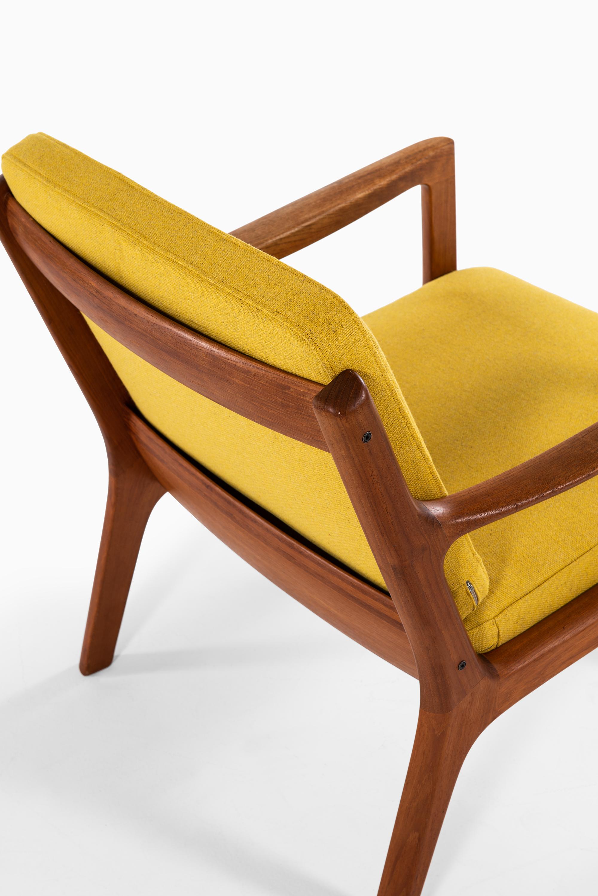 A pair of easy chairs model 116 / Senator designed by Ole Wanscher. Produced by France & Son in Denmark.