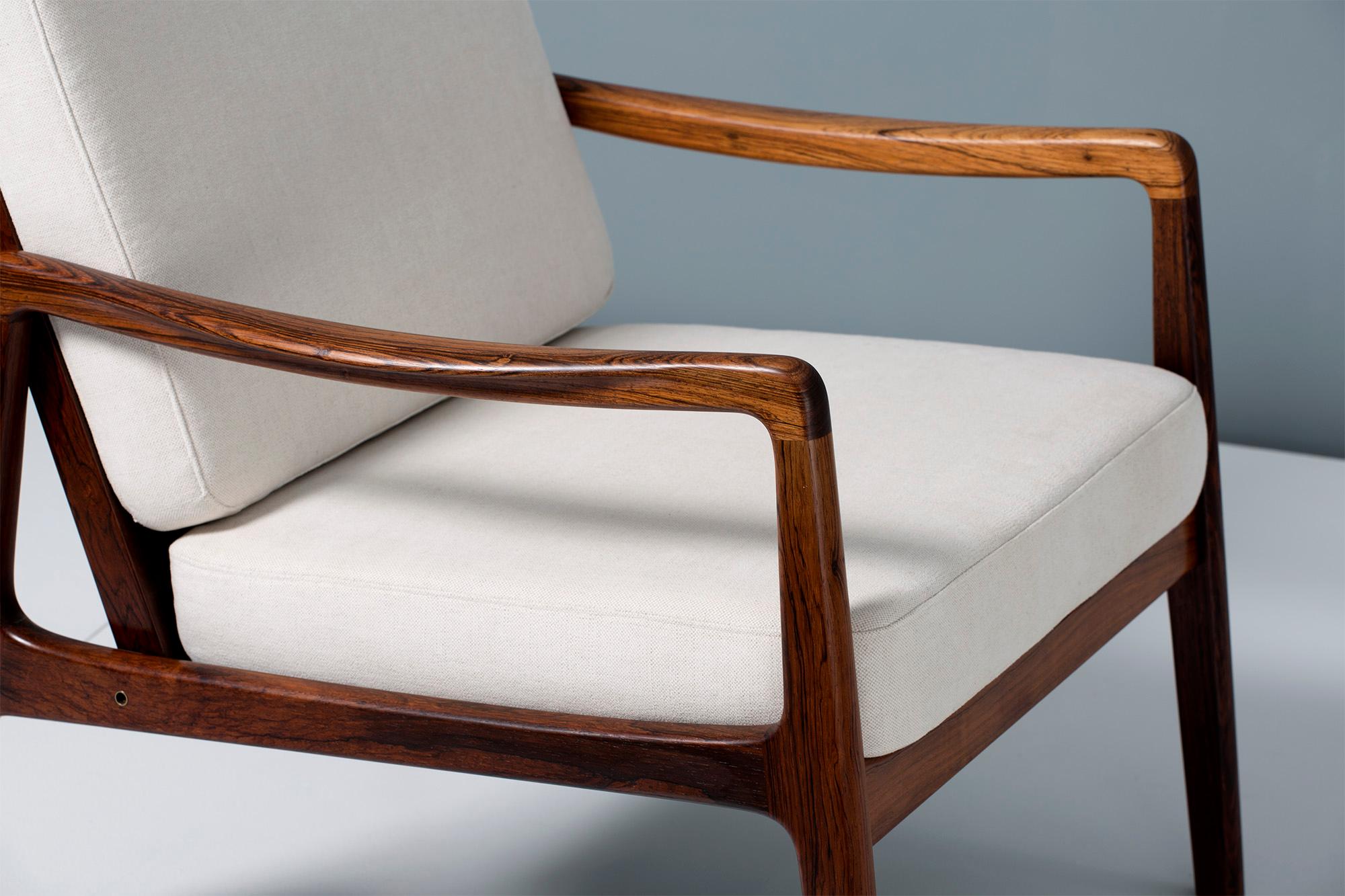 Ole Wanscher FD-119 Rosewood Lounge Chair In Excellent Condition In London, England