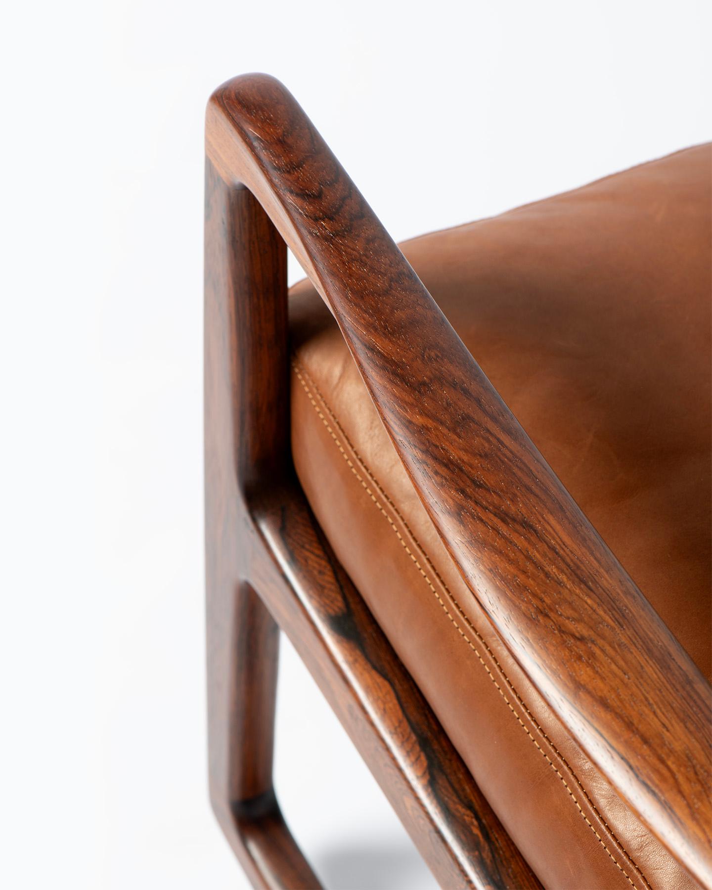 Milieu du XXe siècle Ole Wanscher FD-120 Chaise à bascule en palissandre et cuir, années 1950 en vente