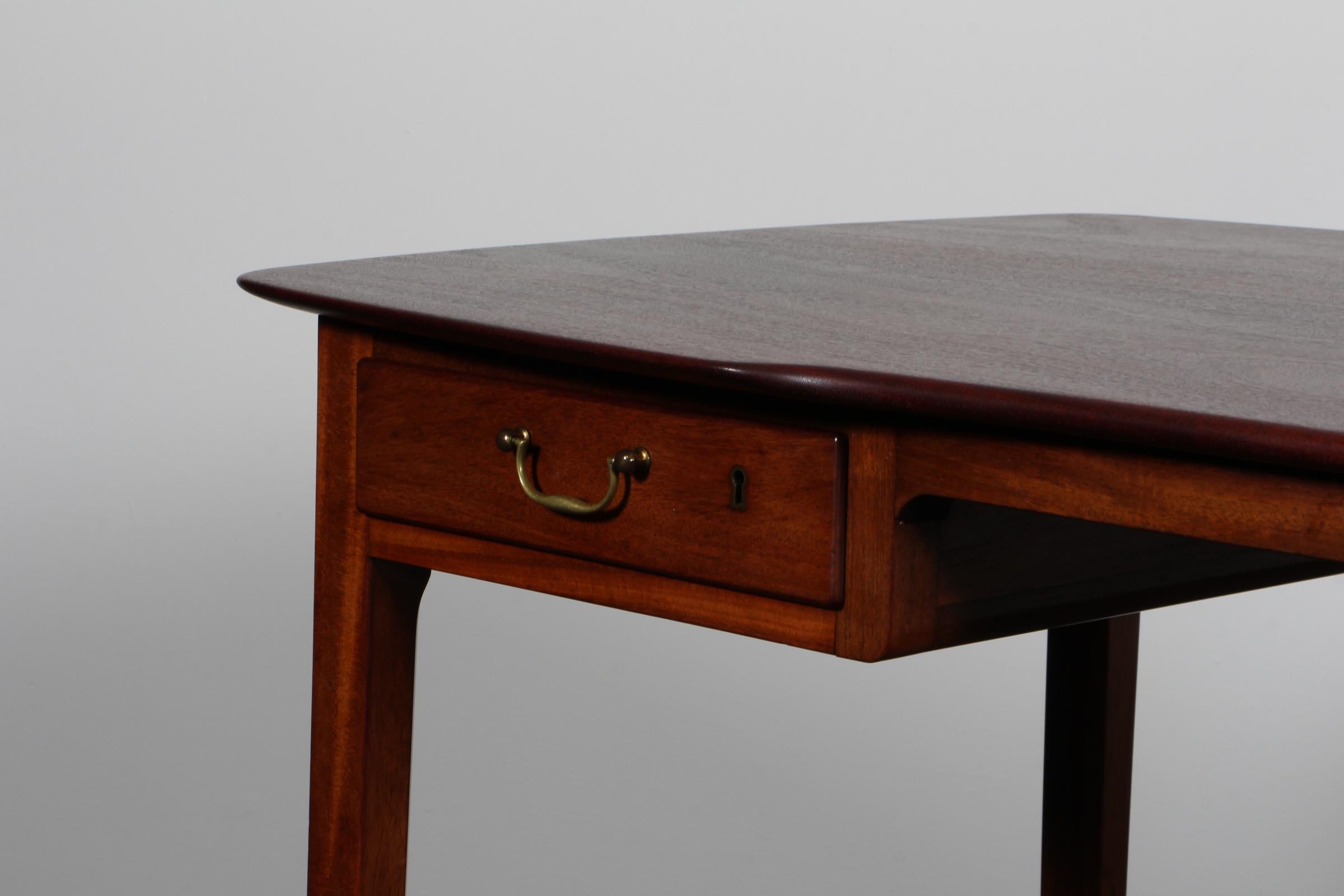 Scrivania in mogano di Ole Wanscher per A.J. Iversen, anni '50 In condizioni ottime in vendita a Esbjerg, DK