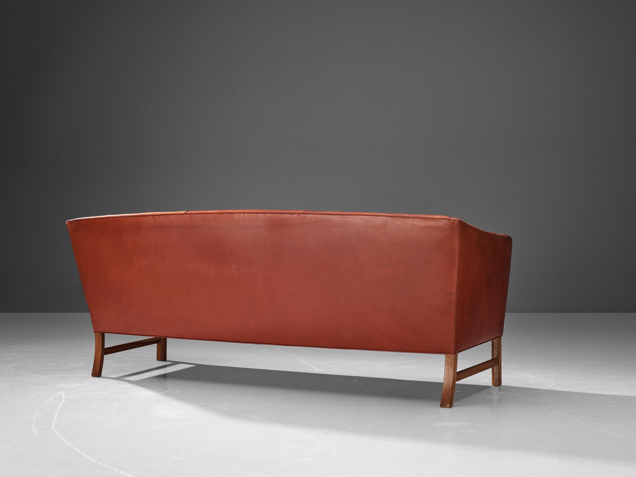 Ole Wanscher für A.J. Iverseren-Sofa aus rotem, patiniertem Leder und Mahagoni im Angebot 2