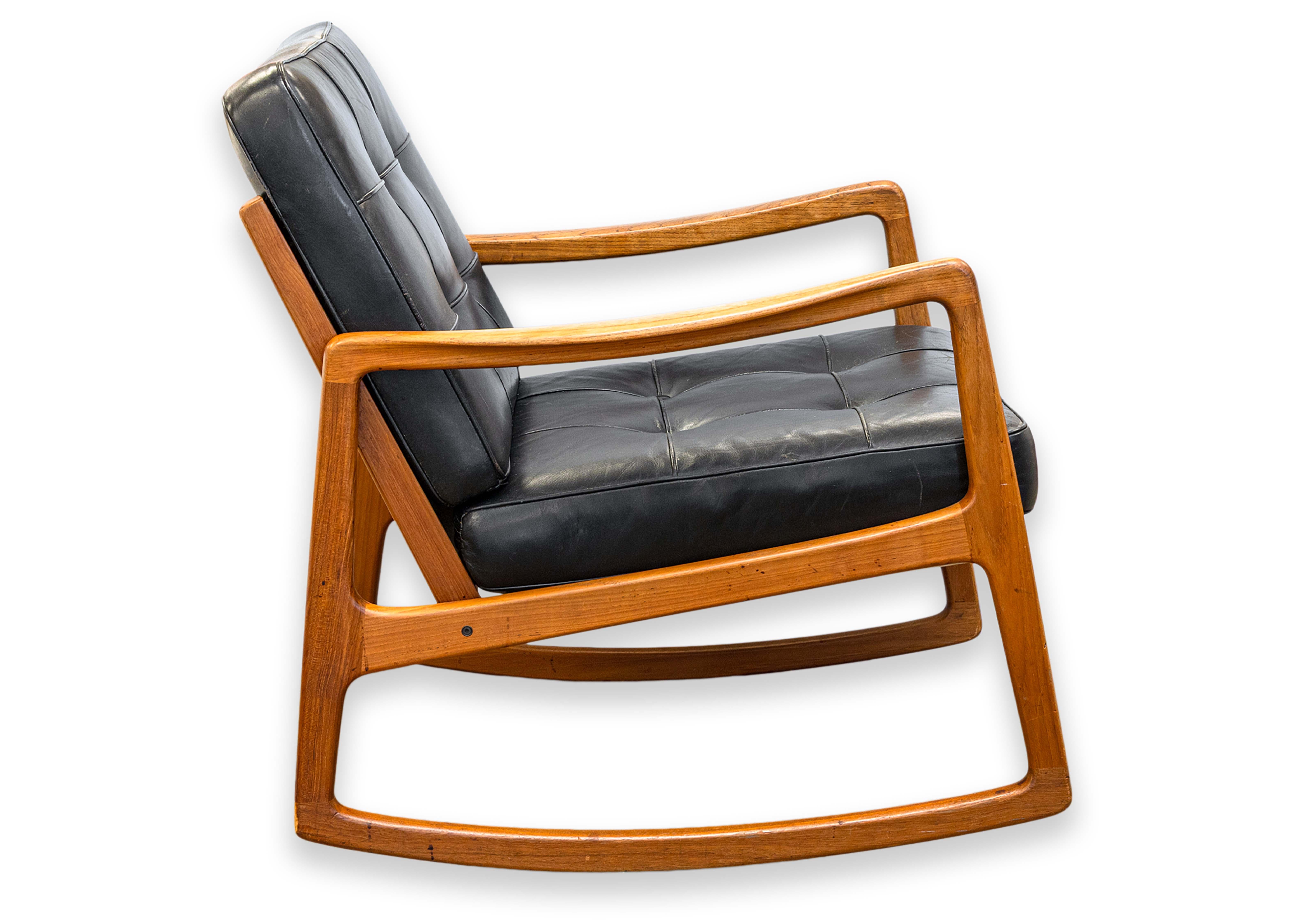 Ole Wanscher pour France & Sons Chaise à bascule danoise en teck moderne du milieu du siècle dernier en vente 4