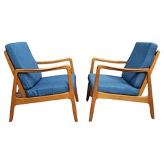 Ole Wanscher for France and Daverkosen Lounge Chairs, a Pair