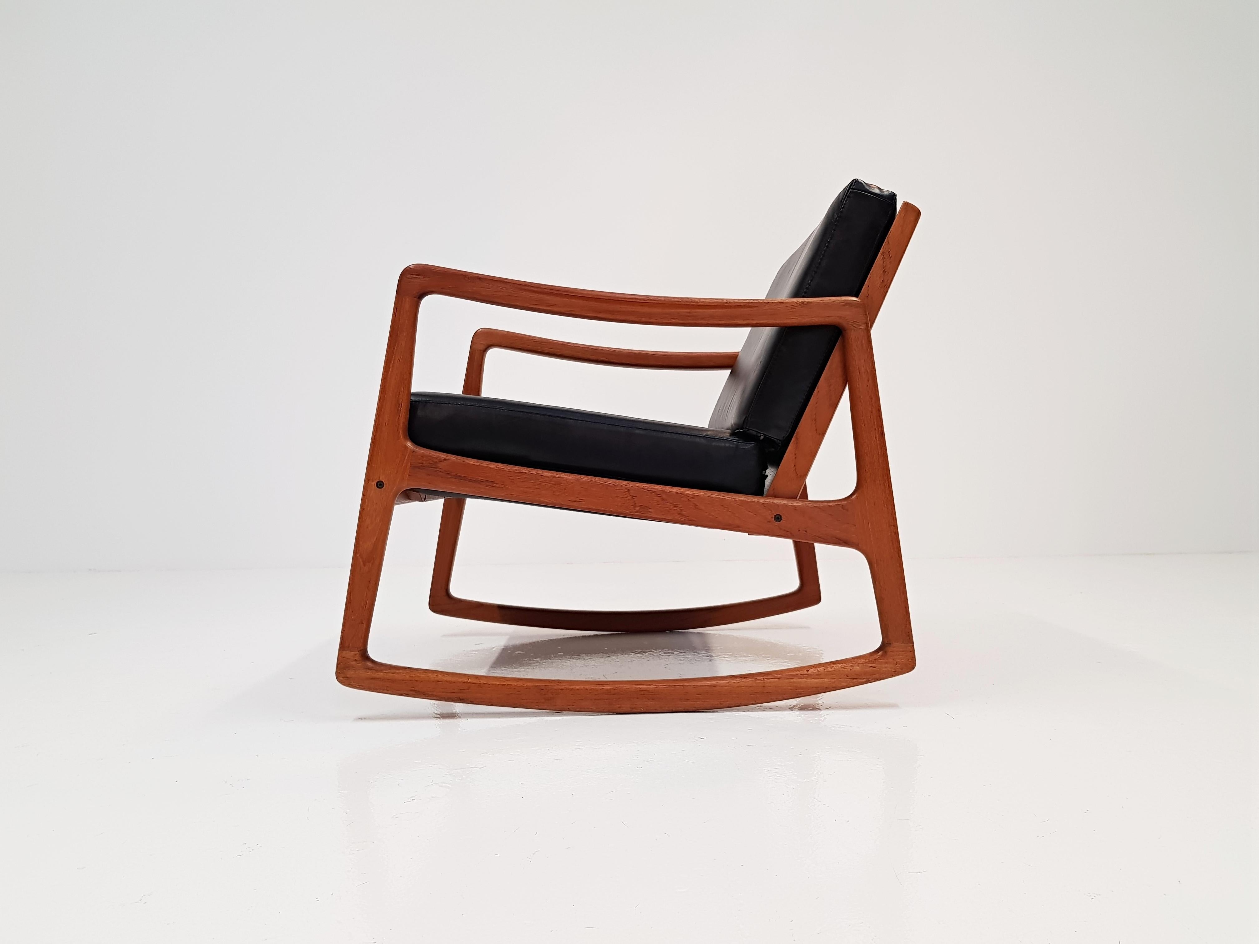 Ole Wanscher for France & Son Model 120 Teak Rocking Chair for France & Son 4