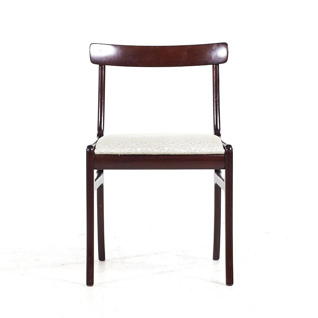 Ole Wanscher for PJ Furniture MCM Danish Rosewood Dining Chairs - Set of 6 In Good Condition For Sale In Countryside, IL