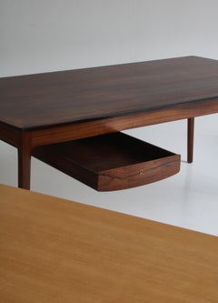 Ole Wanscher Freistehender Schreibtisch aus Palisanderholz von A.J. Iversen, Kopenhagen 1959