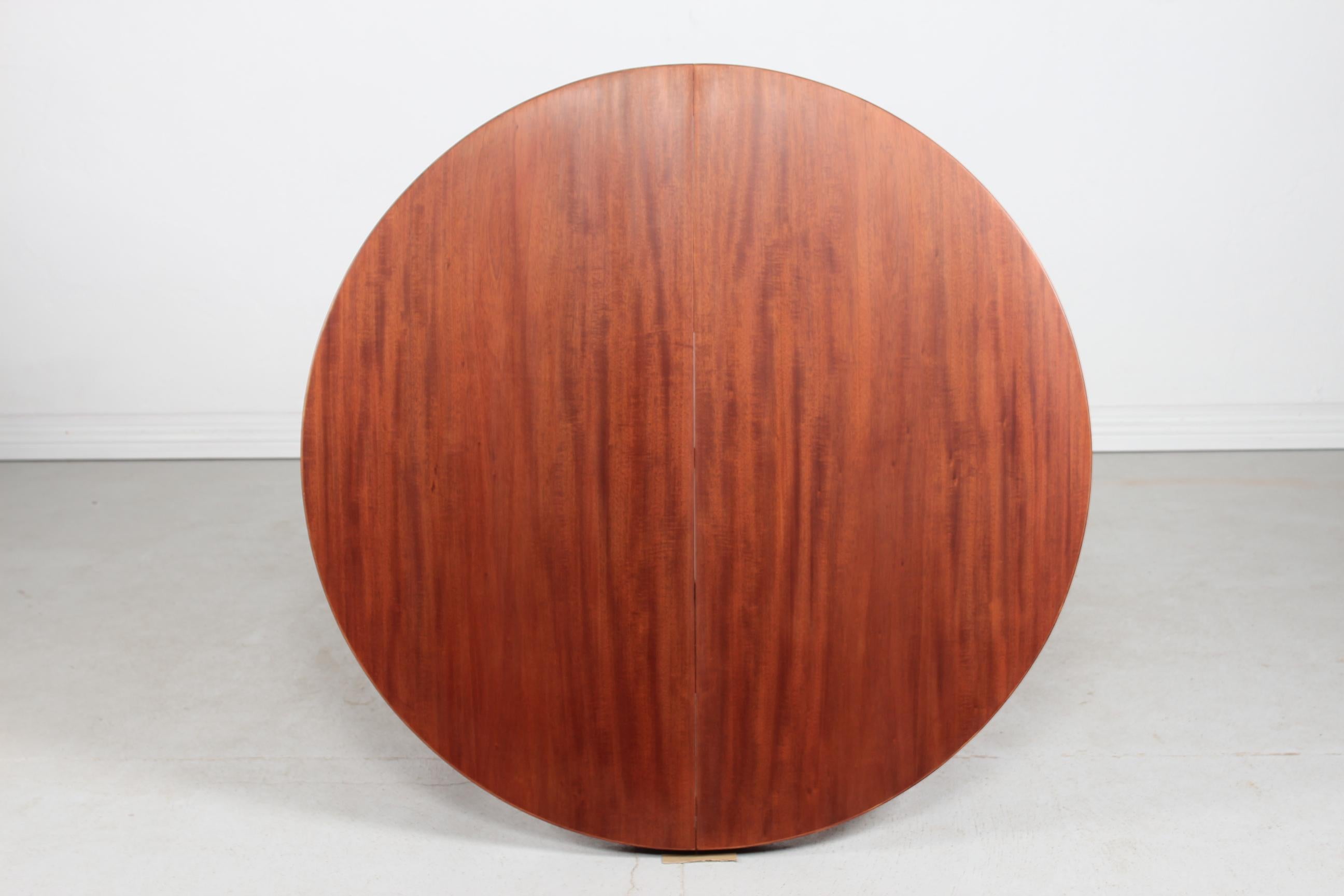 Ole Wanscher Large Round Dining Table of Mahogany Made by A. J. Iversen Denmark For Sale 3
