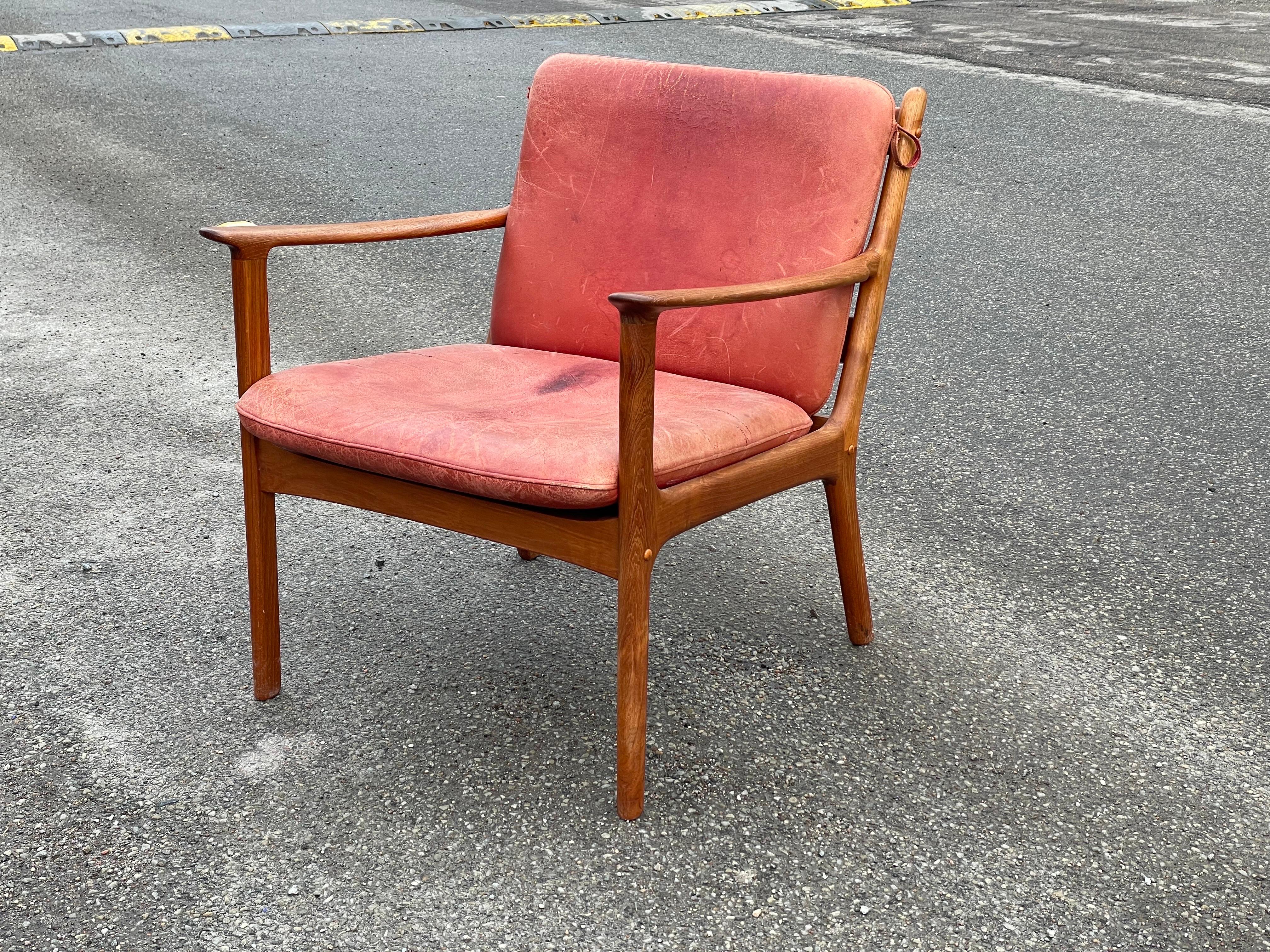 Mid-20th Century Ole Wanscher Lounge Chair in Teak For Sale