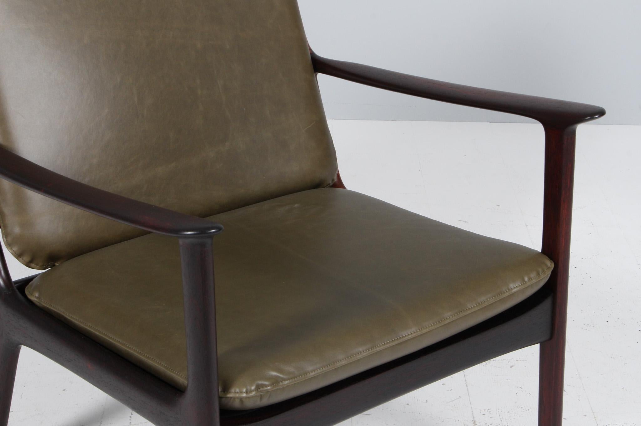 Mid-20th Century Ole Wanscher Lounge Chair, Model PJ112, rosewood, 1960s For Sale