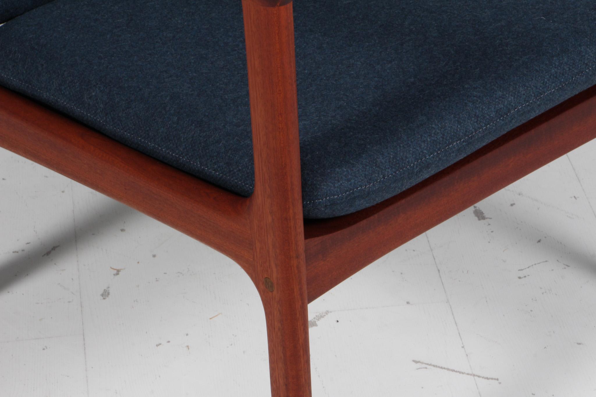 Danois Fauteuils de salon Ole Wanscher, modèle PJ112, laine en vente