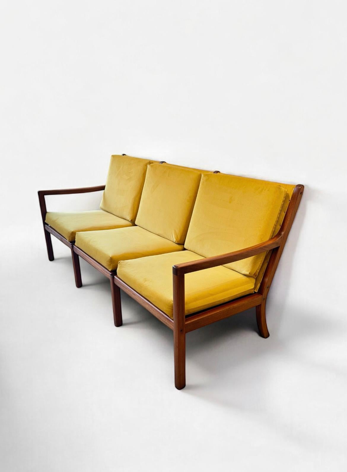 Joinery Ole Wanscher Mahogany & Mustard Bronze Velour Upholstery Settee, Denmark 1960's For Sale