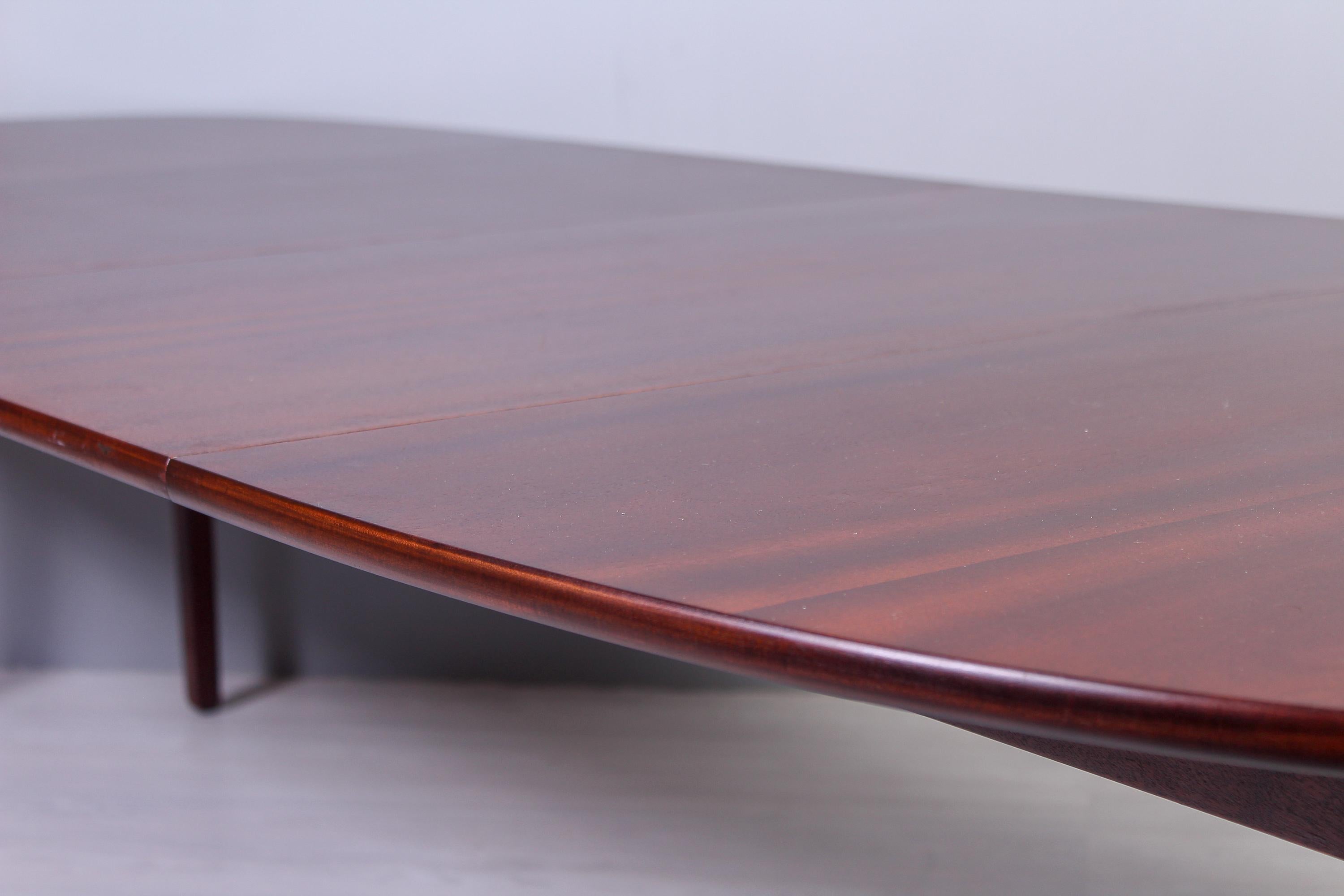 Ole Wanscher Mahogany Rungstedlund Dining Table, 1960s For Sale 7