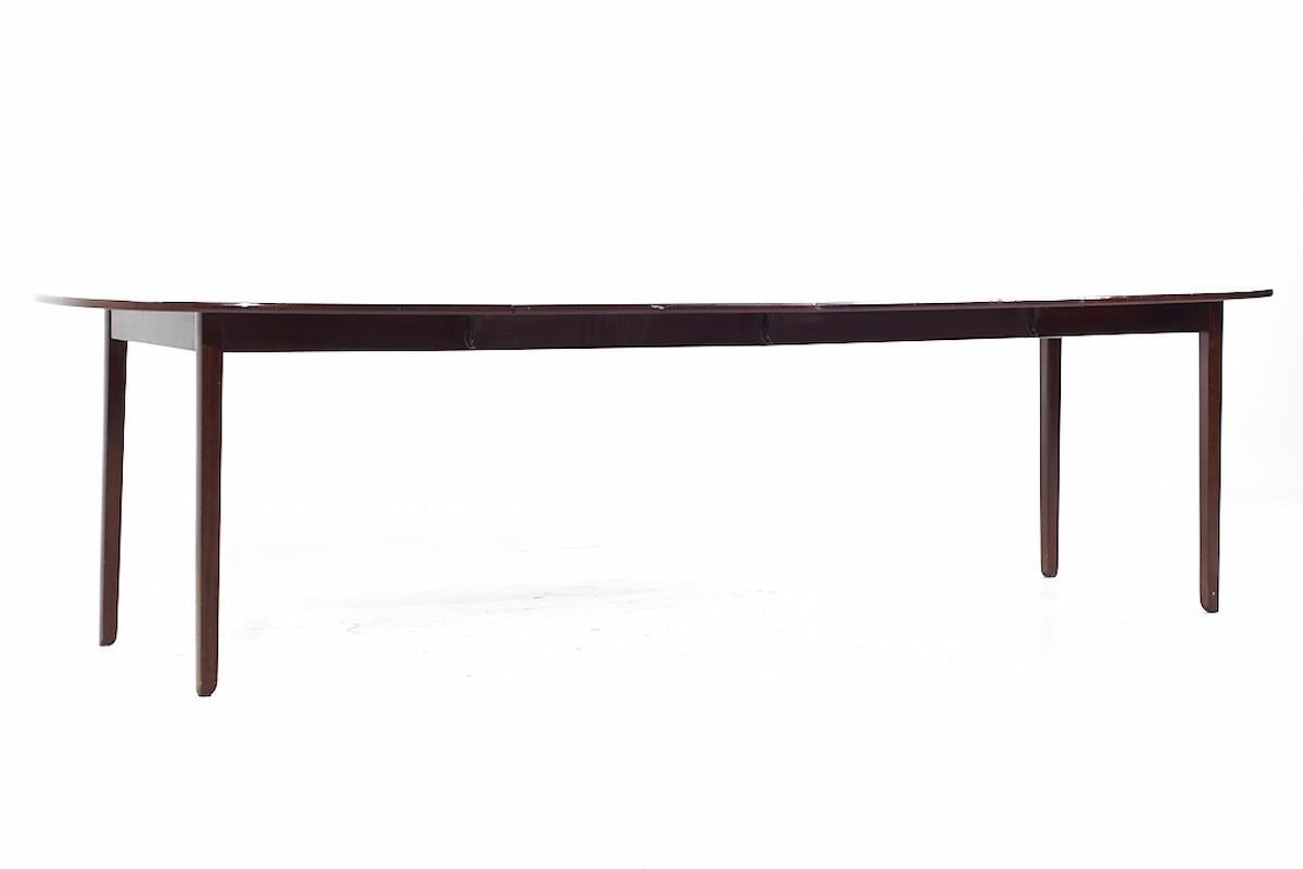 Ole Wanscher Mid Century Danish Rosewood Expanding Dining Table with 2 Leaves For Sale 5