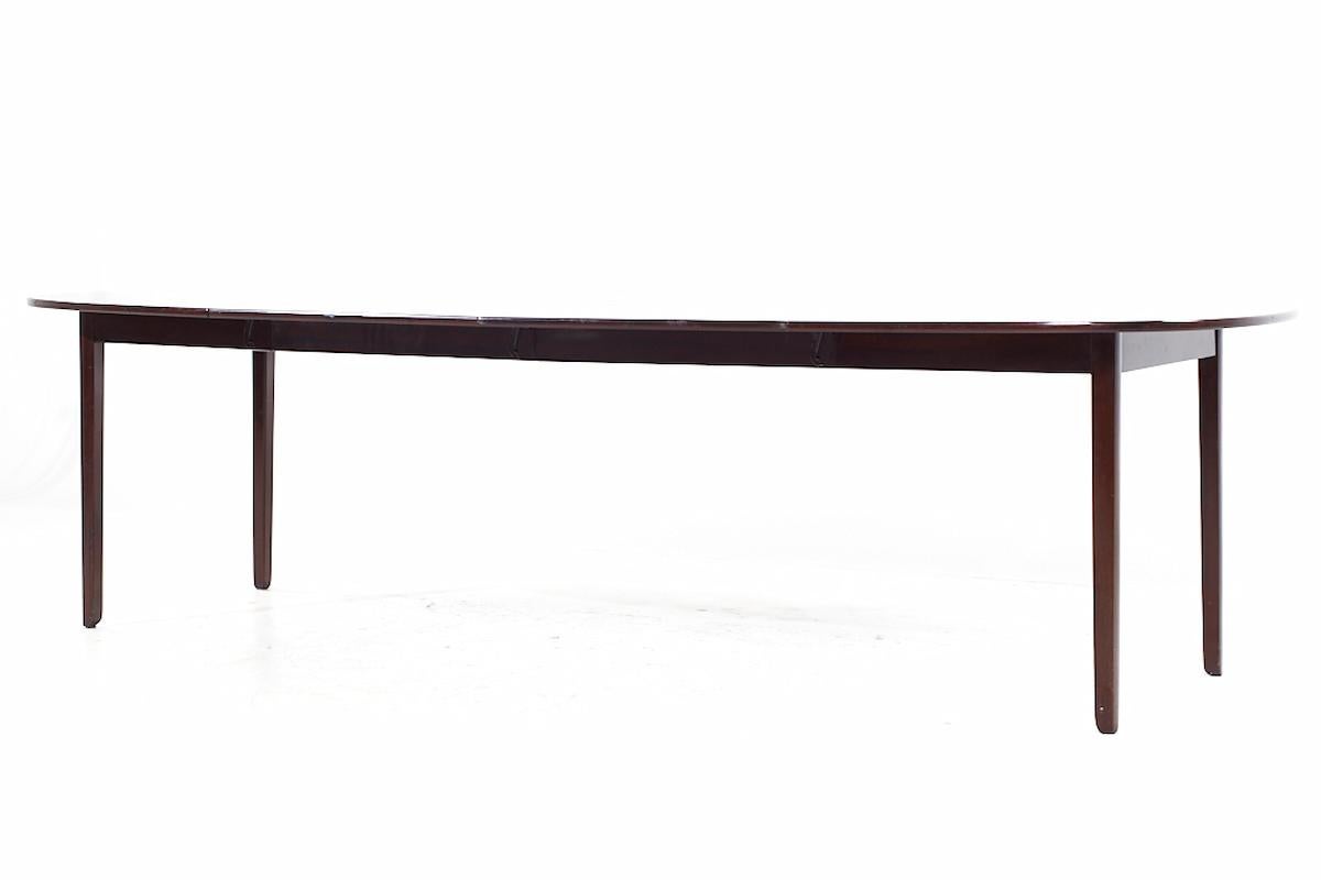 Ole Wanscher Mid Century Danish Rosewood Expanding Dining Table with 2 Leaves For Sale 7