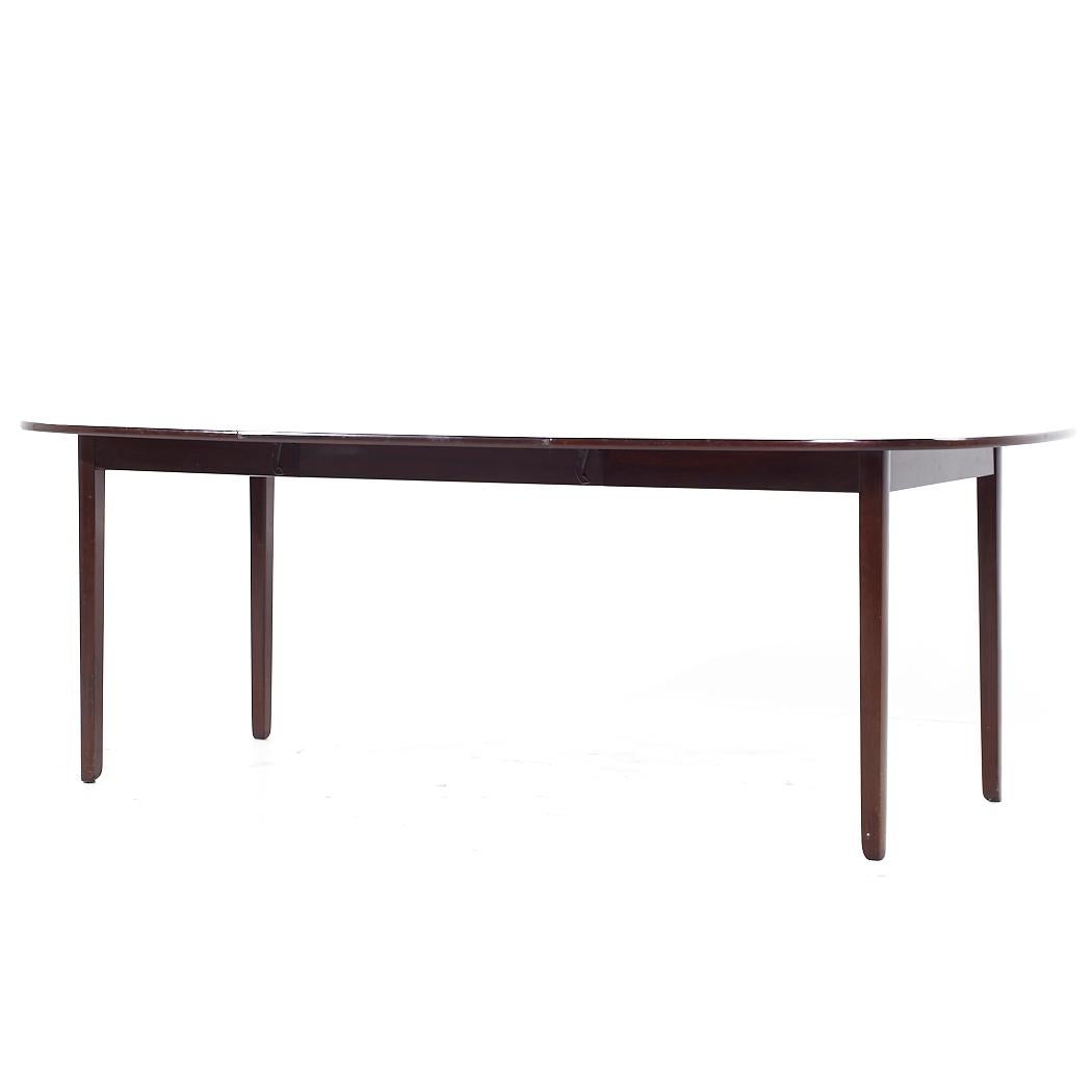Ole Wanscher Mid Century Danish Rosewood Expanding Dining Table with 2 Leaves For Sale 4