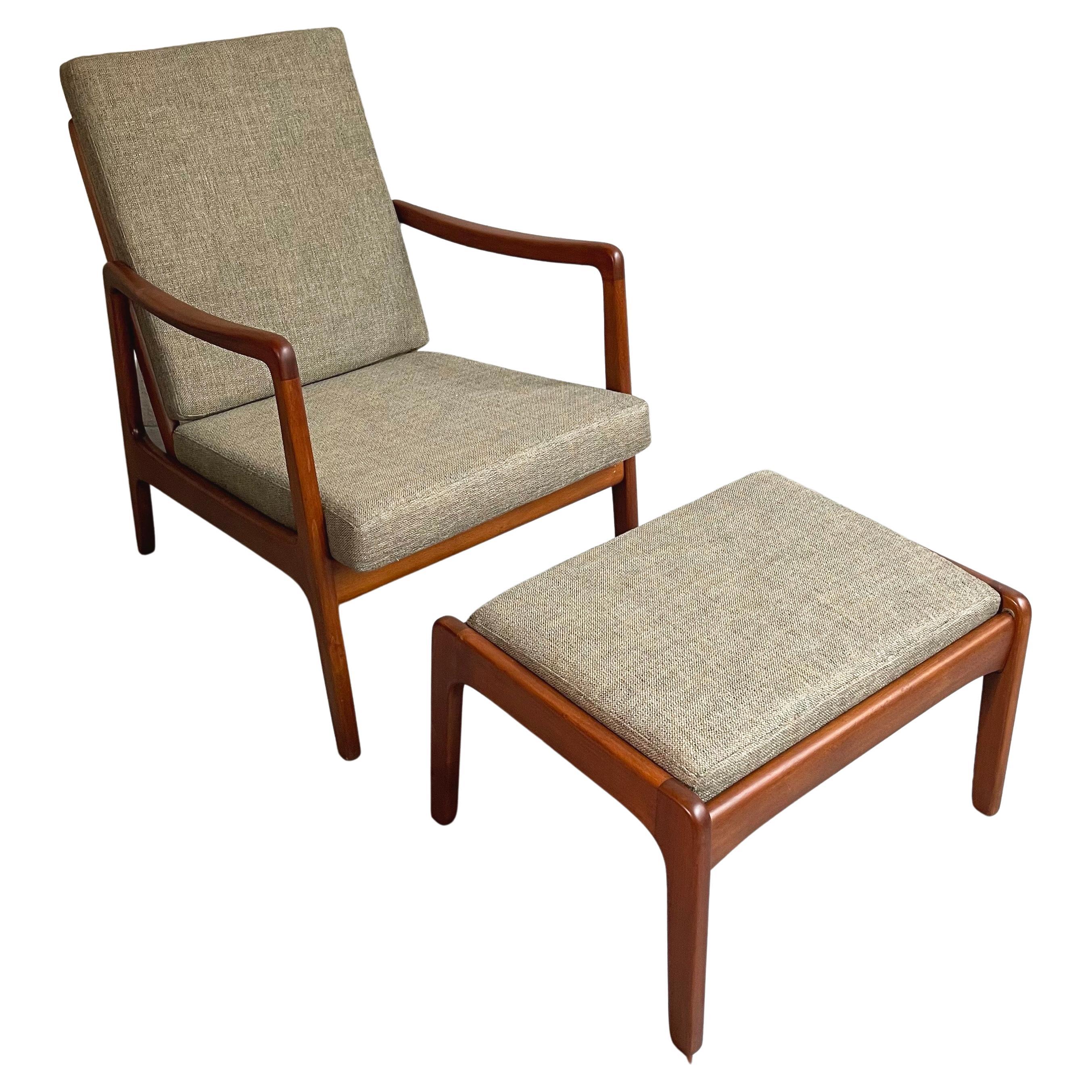 Ole Wanscher Model 109 Walnut Lounge Chair and Ottoman