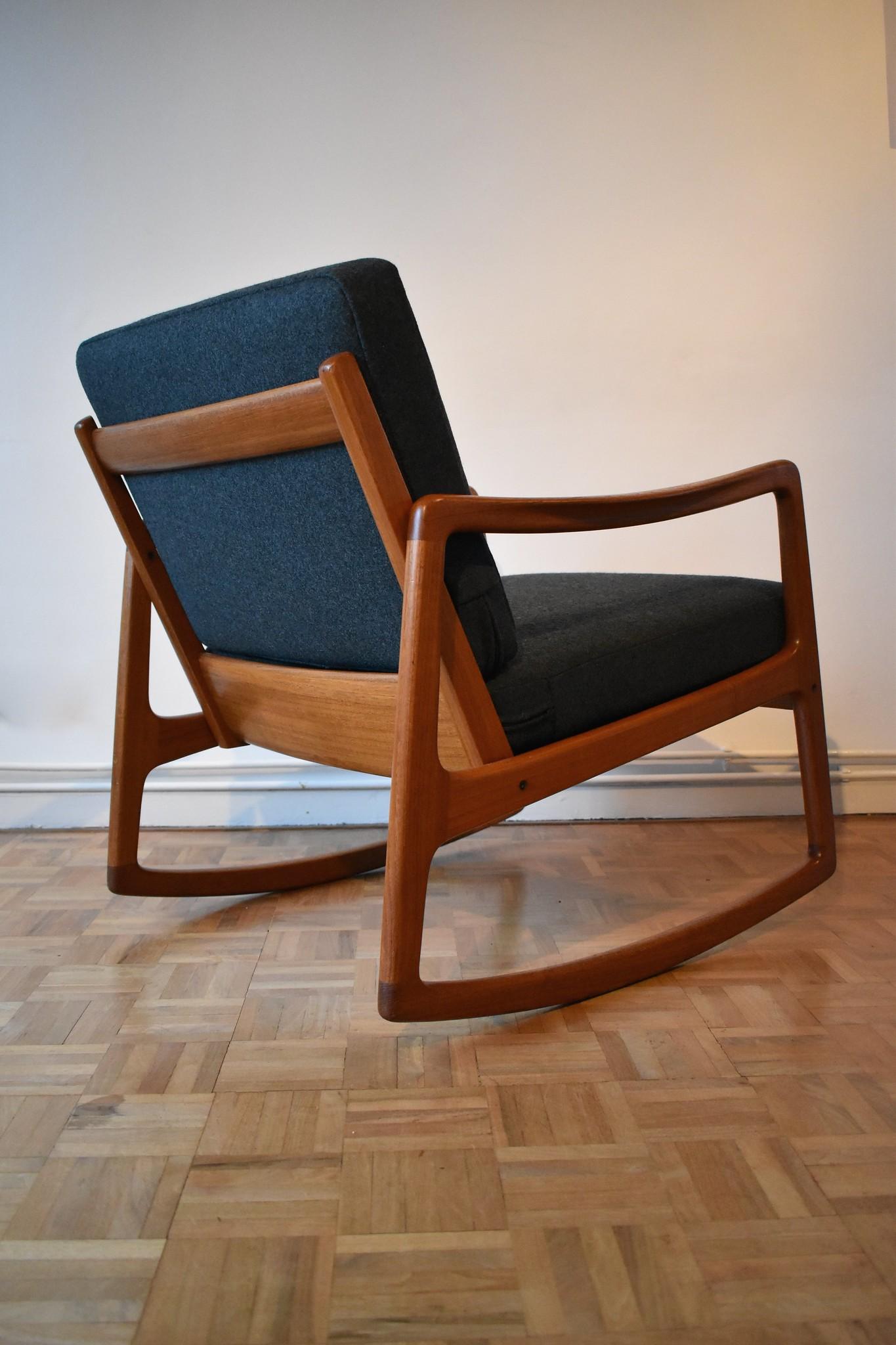 Ole Wanscher Model 120 Teak Rocking Chair for France & Son, Denmark In Good Condition In Shepperton, Surrey