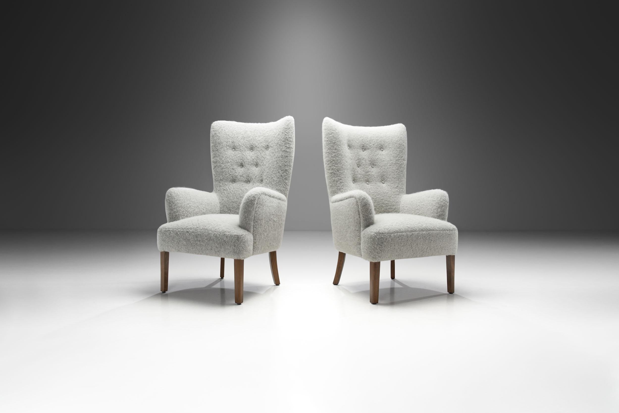 Scandinavian Modern Ole Wanscher “Model 1673” High Back Chairs for Fritz Hansen, Denmark 1940s For Sale