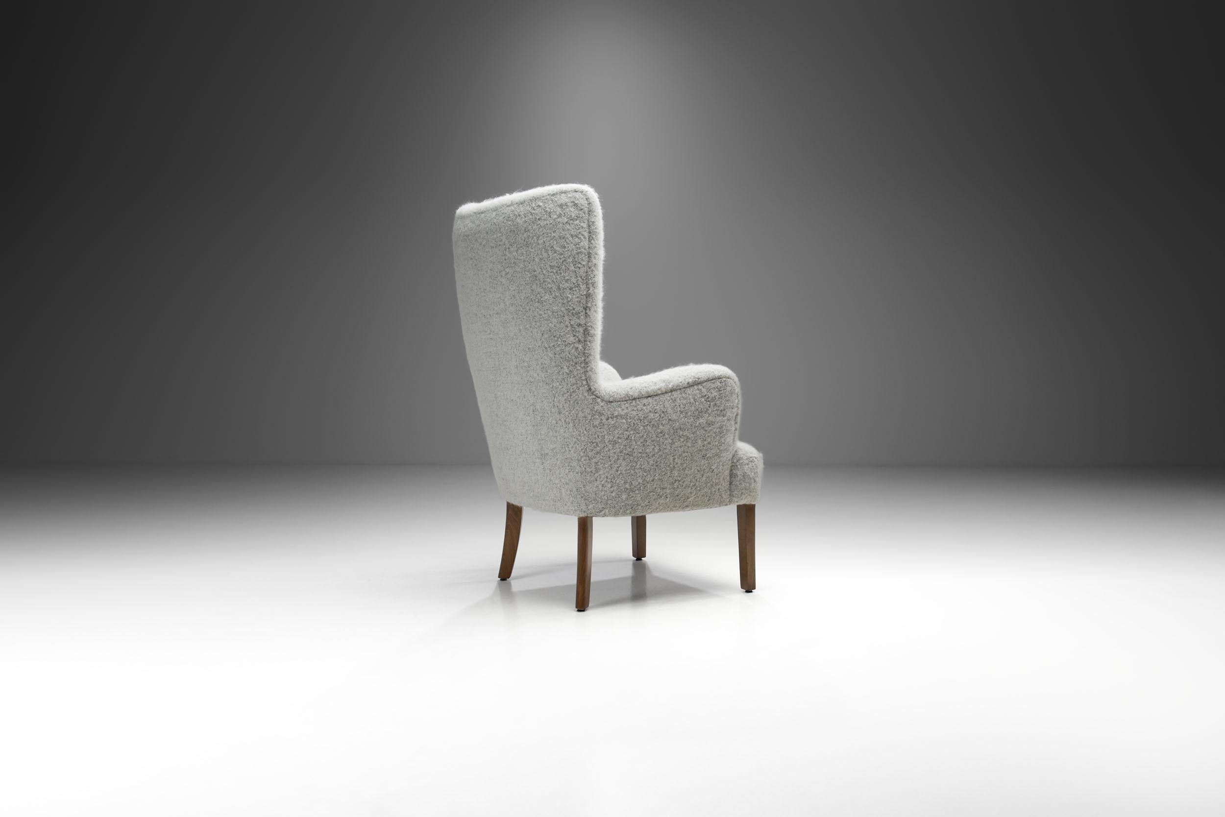 Ole Wanscher “Model 1673” High Back Chairs for Fritz Hansen, Denmark 1940s For Sale 2