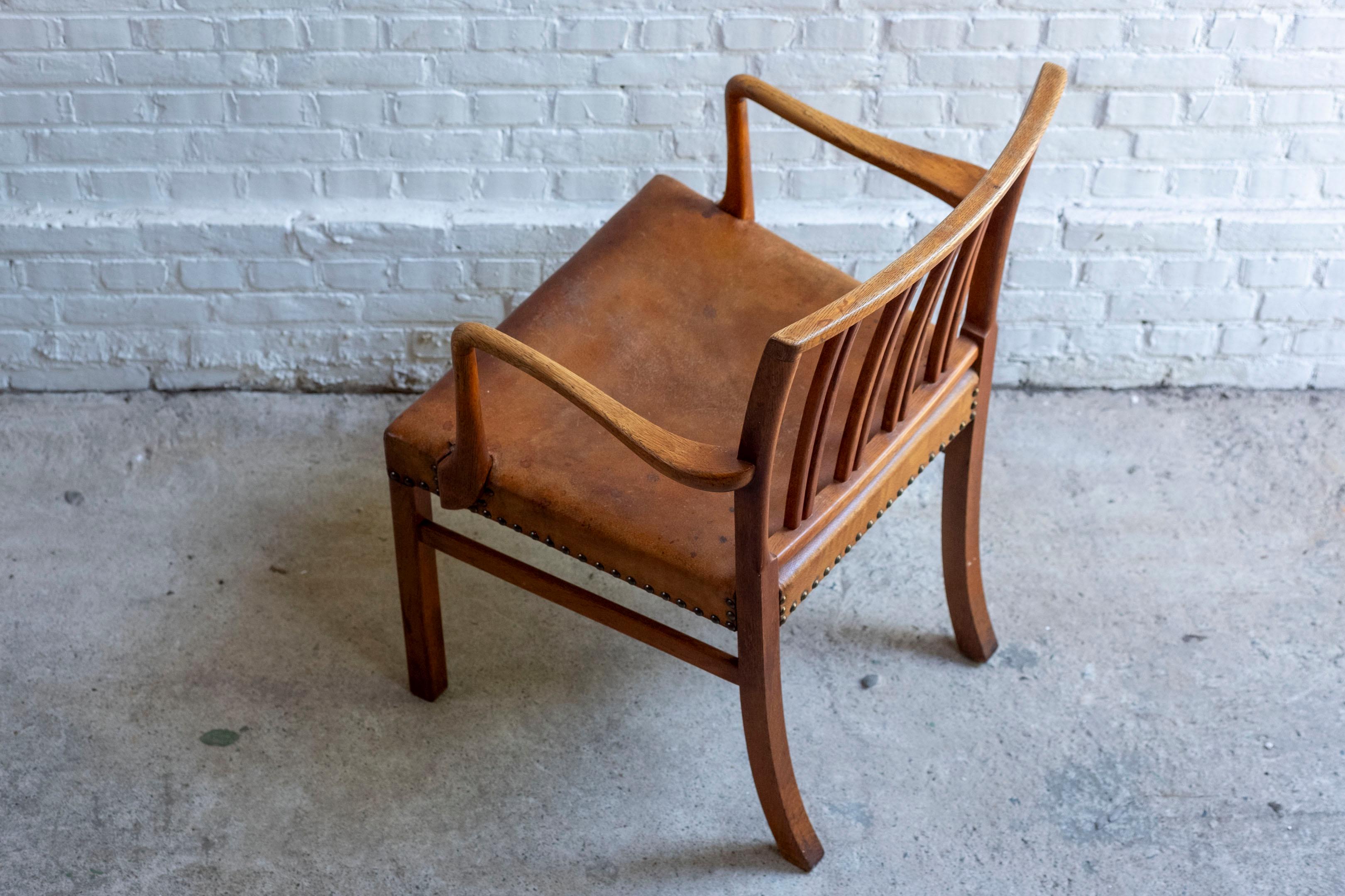 Modèle Ole Wanscher 1675 en Oak, Fritz Hansen, années 1940 Danemark en vente 1