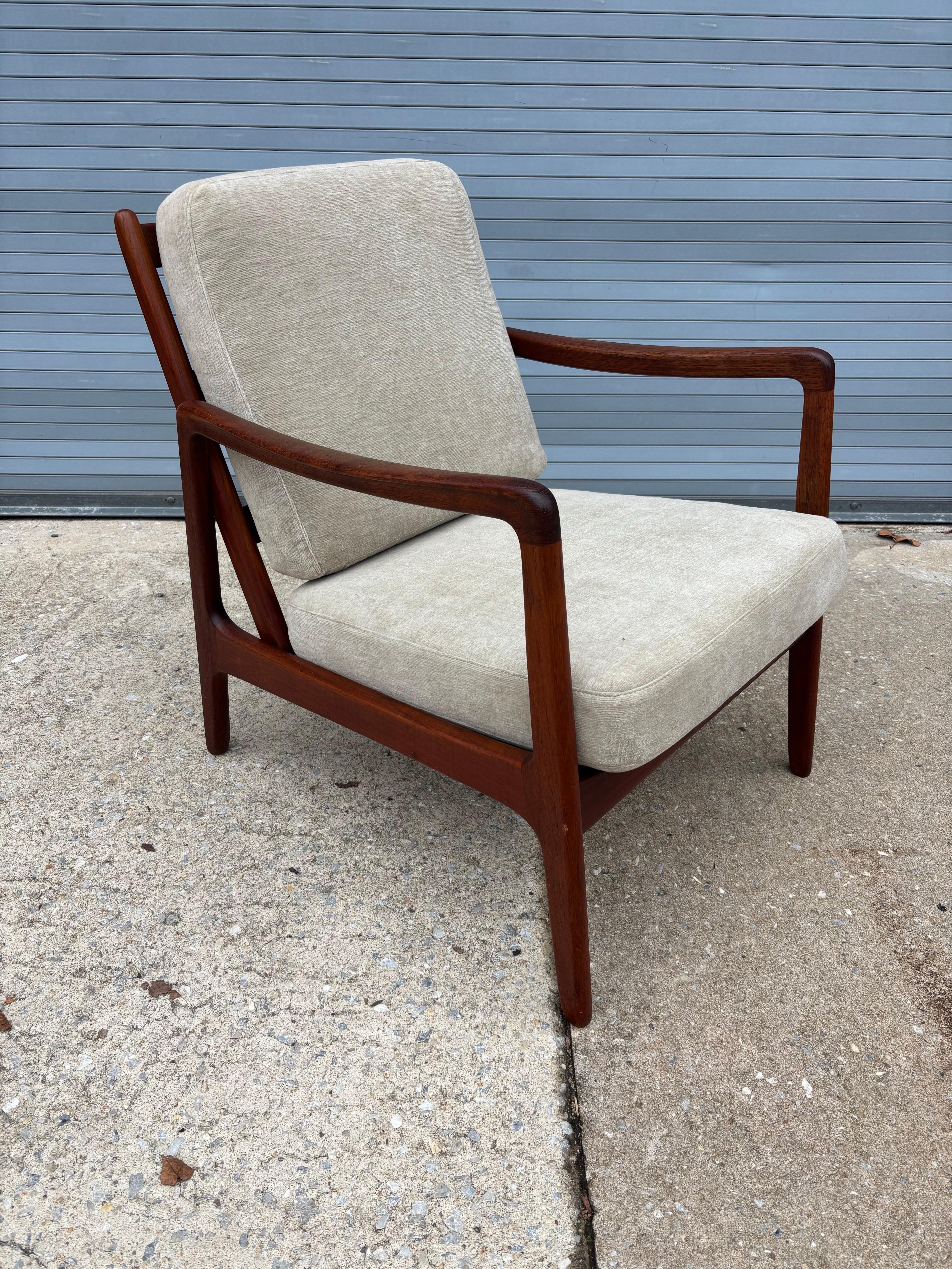 Danish Ole Wanscher Model FD-109 for France and Son Teak Open Armchair