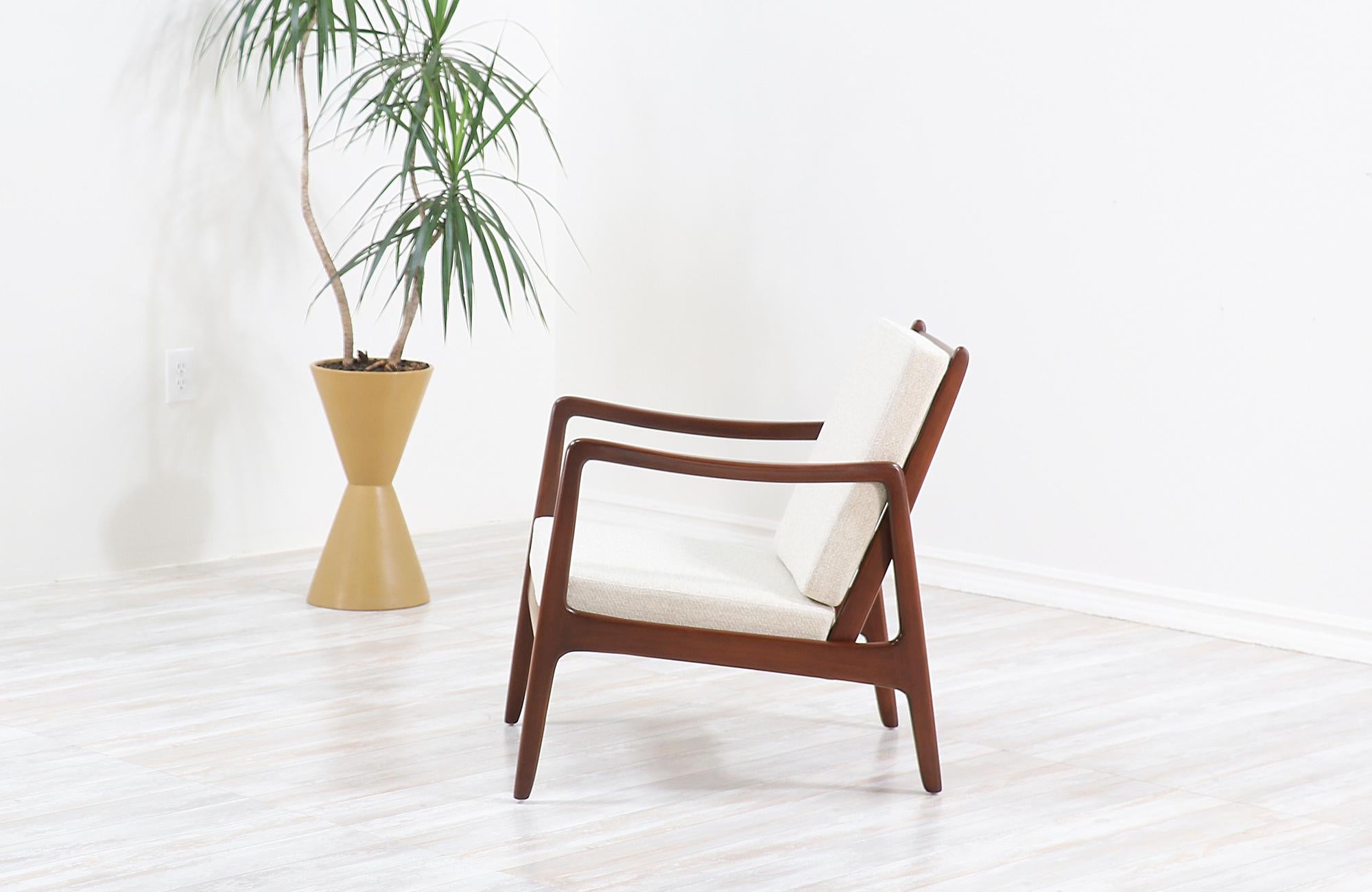Mid-Century Modern Ole Wanscher Model FD-109 Lounge Chair for France & Søn For Sale