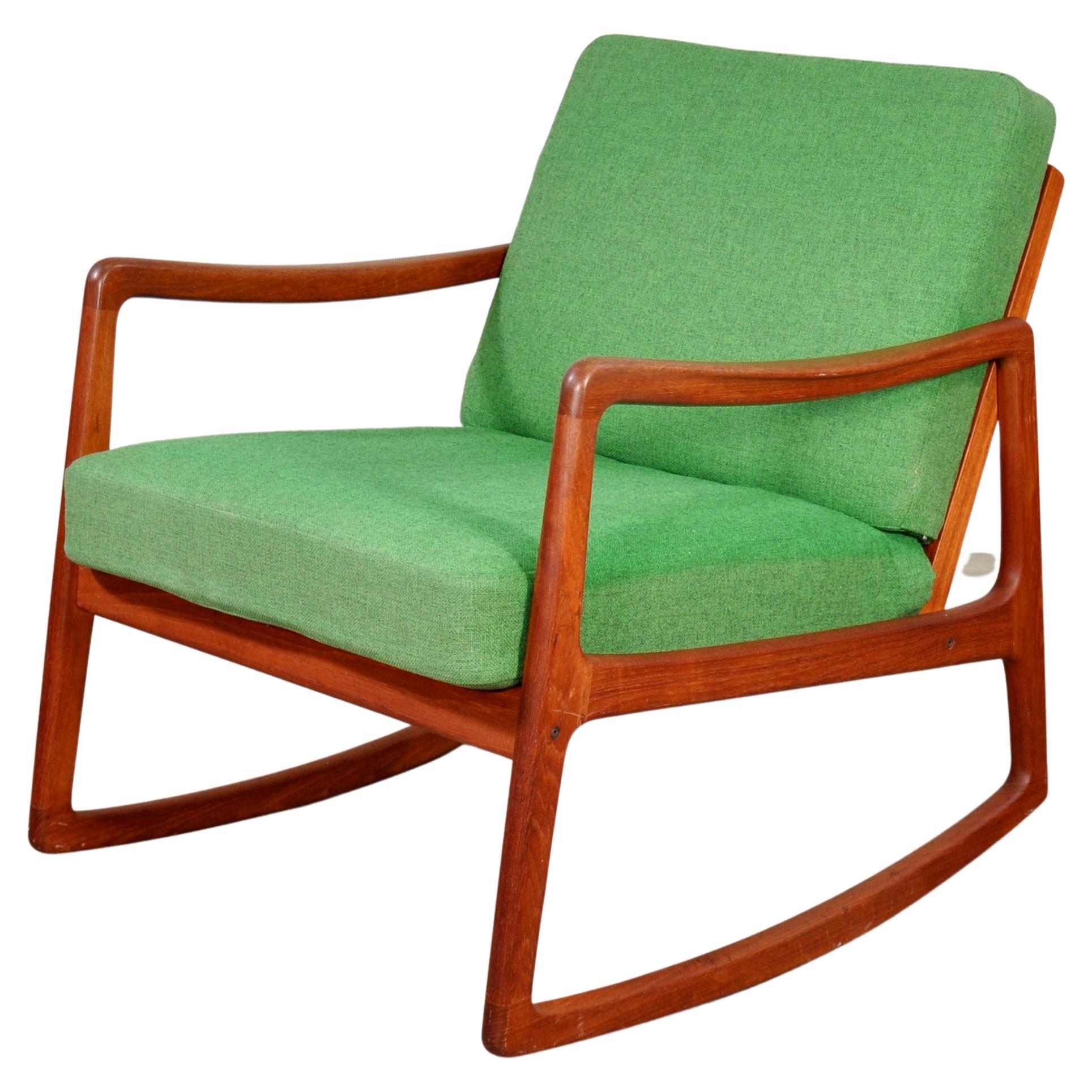 Mid-20th Century Ole Wanscher Model FD-120 Rocking Chair for France & Søn For Sale