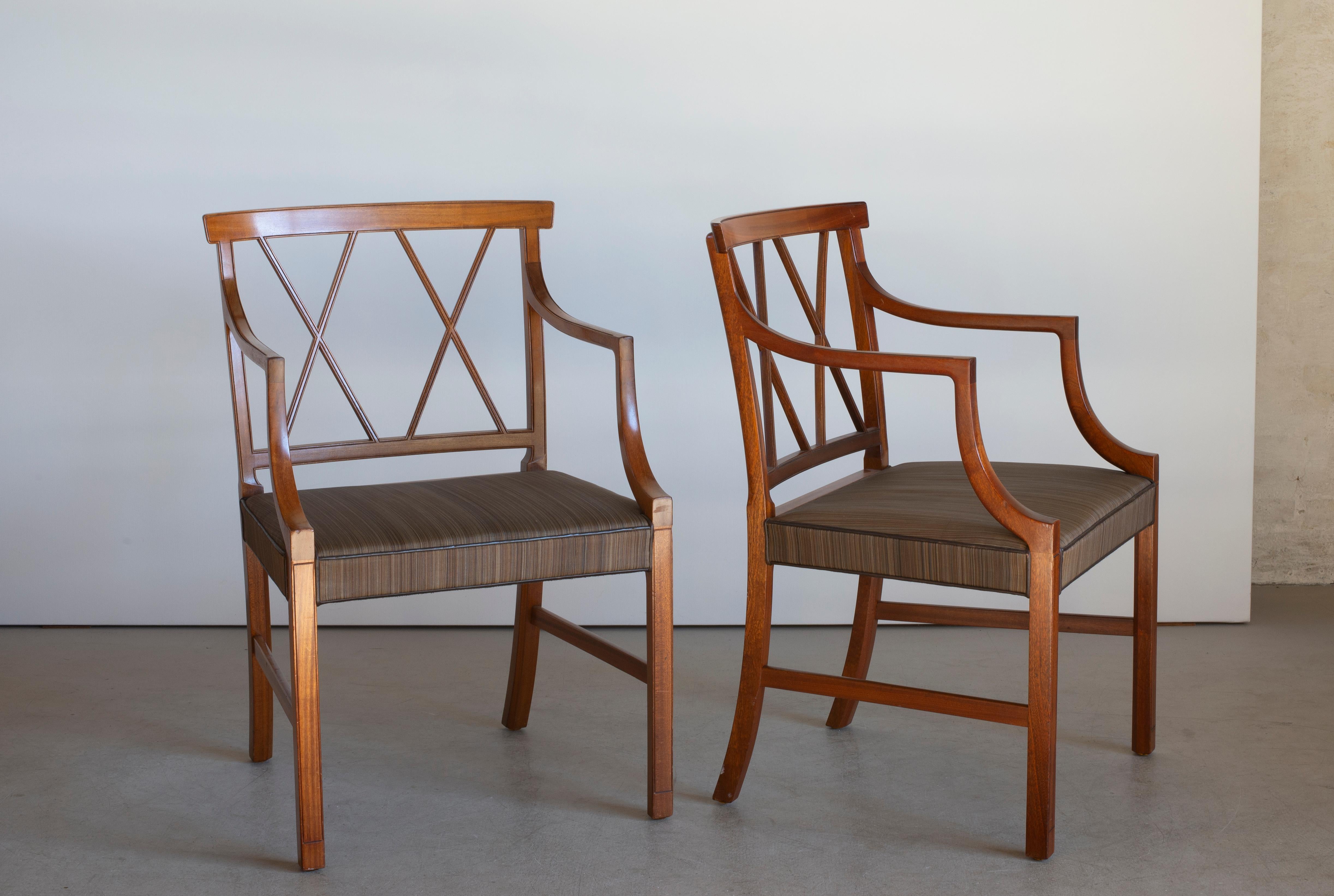 Paire de fauteuils Ole Wanscher en acajou et en crin de cheval. Exécuté par A. J. Iversen, Copenhague, Danemark.