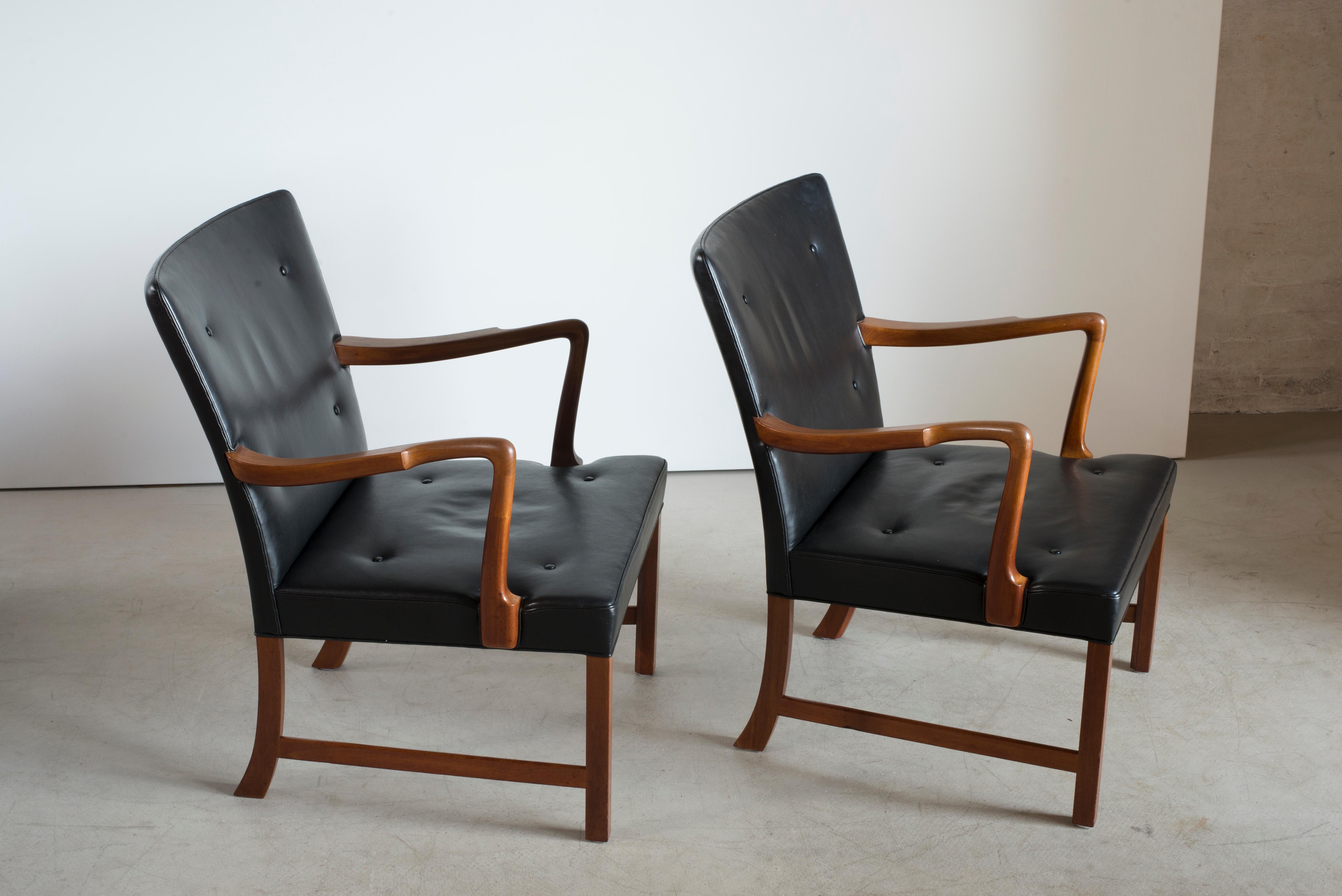 Ole Wanscher Pair of Armchairs for A.J. Iversen In Good Condition In Copenhagen, DK